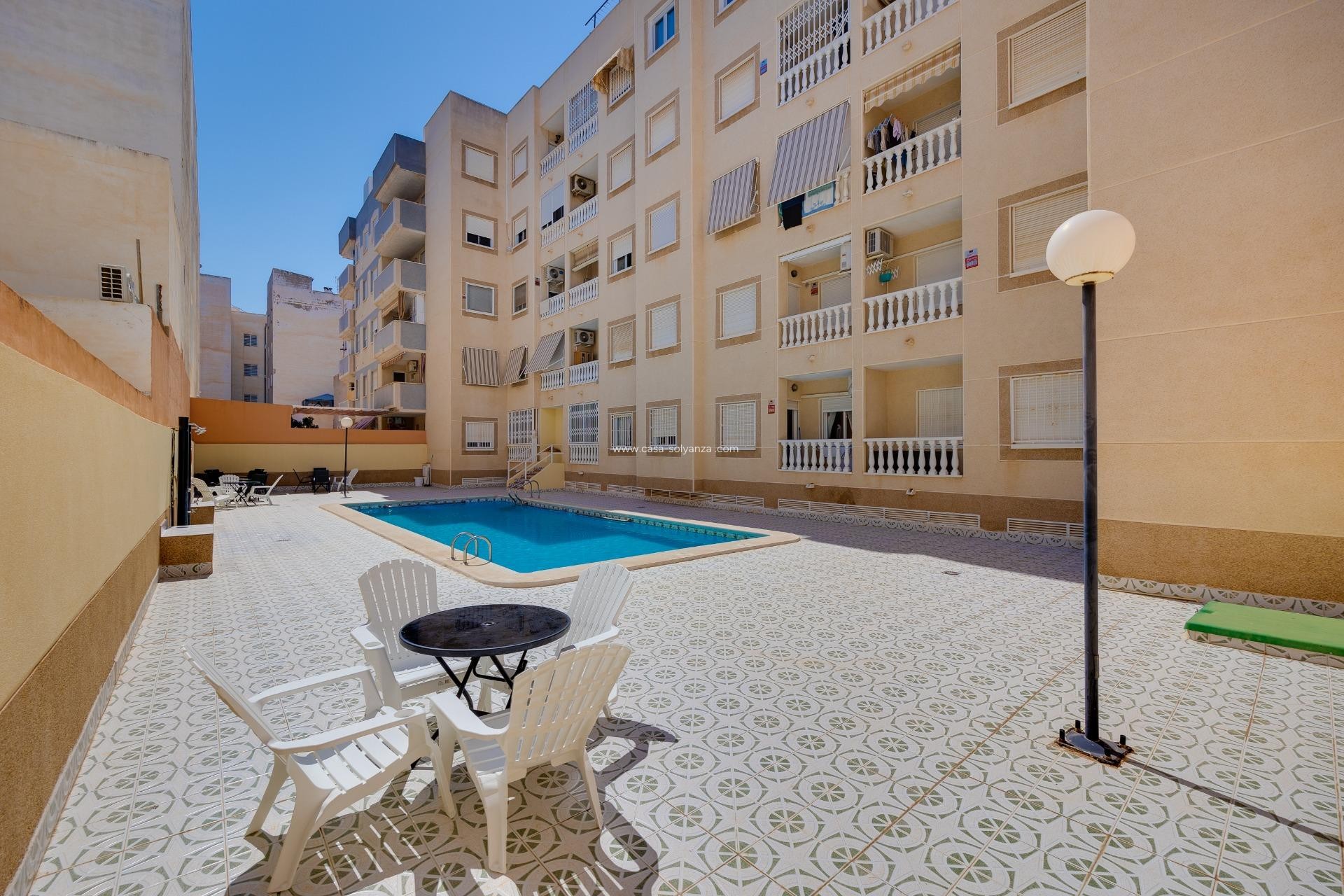Resale - Apartment / flat - Torrevieja - Playa del Cura