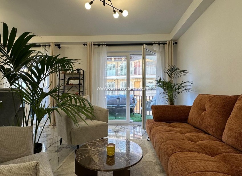 Resale - Apartment / flat - Torrevieja - Playa del Cura