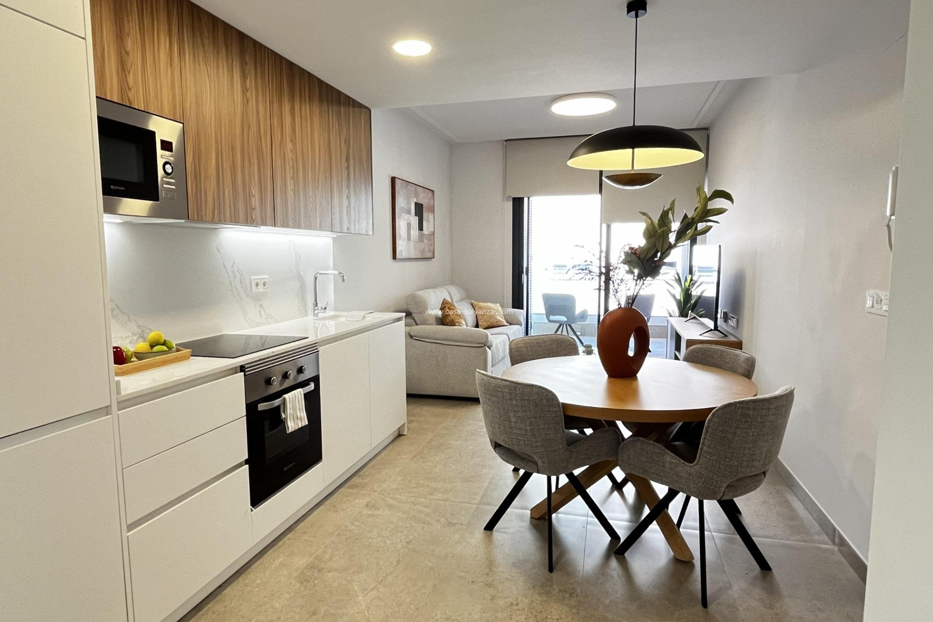 Resale - Apartment / flat - Torrevieja - Playa del Cura