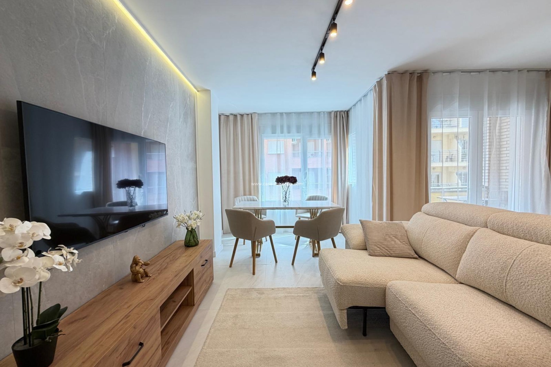 Resale - Apartment / flat - Torrevieja - Playa del Cura