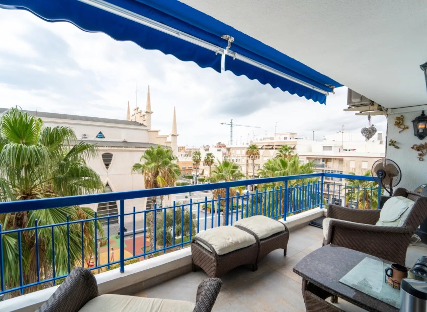 Resale - Apartment / flat - Torrevieja - Playa Del Cura