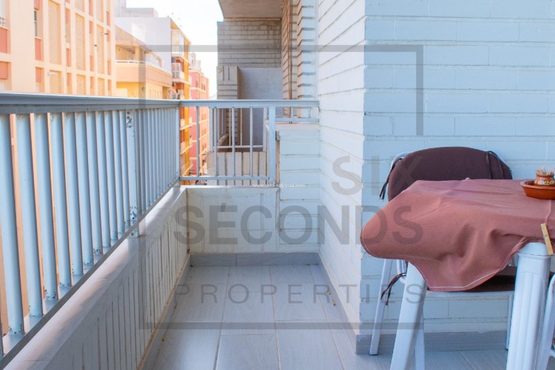 Resale - Apartment / flat - Torrevieja - Playa del Cura