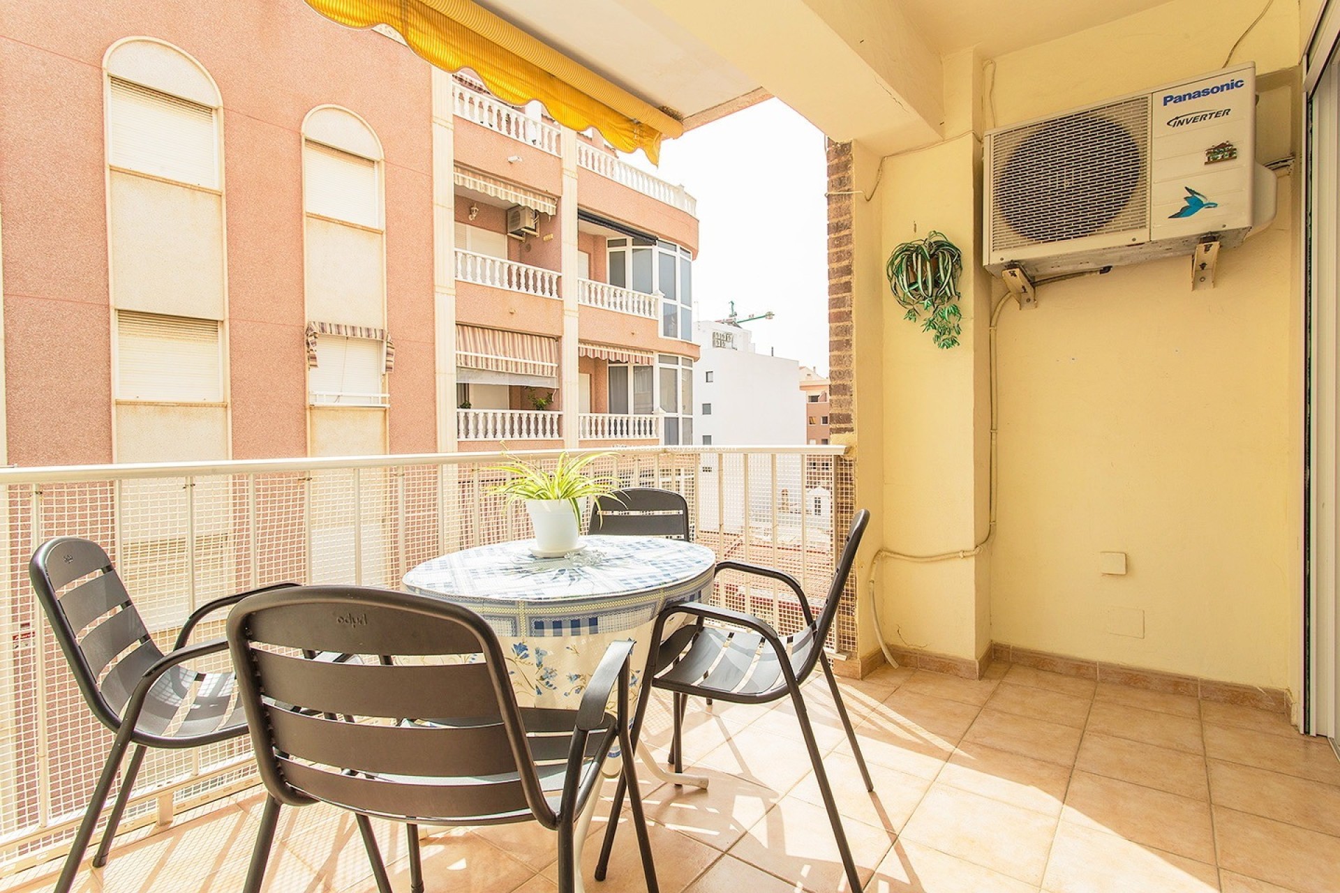 Resale - Apartment / flat - Torrevieja - Playa del Cura
