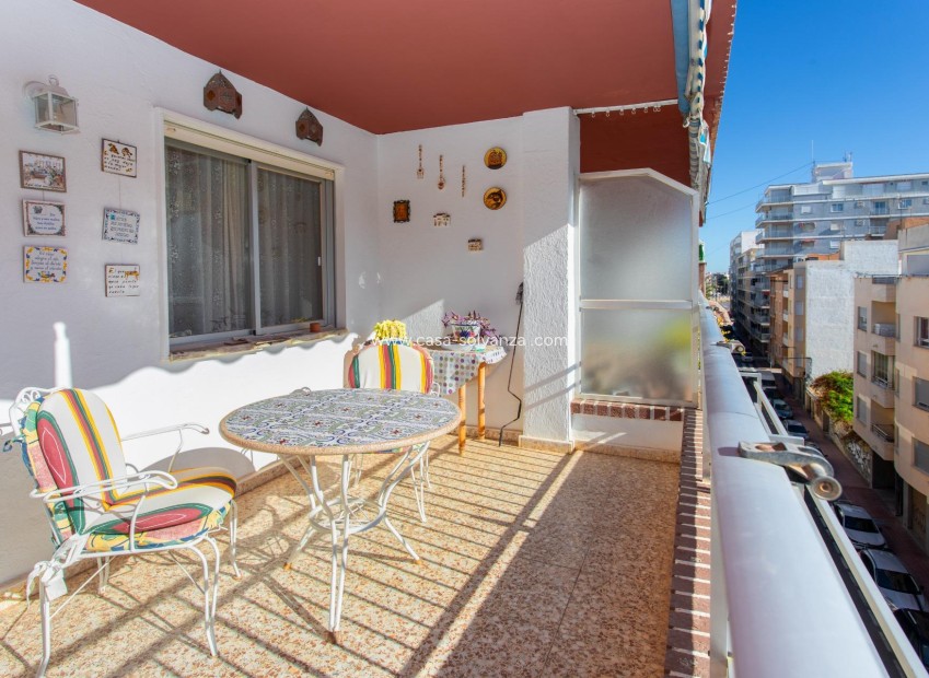 Resale - Apartment / flat - Torrevieja - Playa del Cura