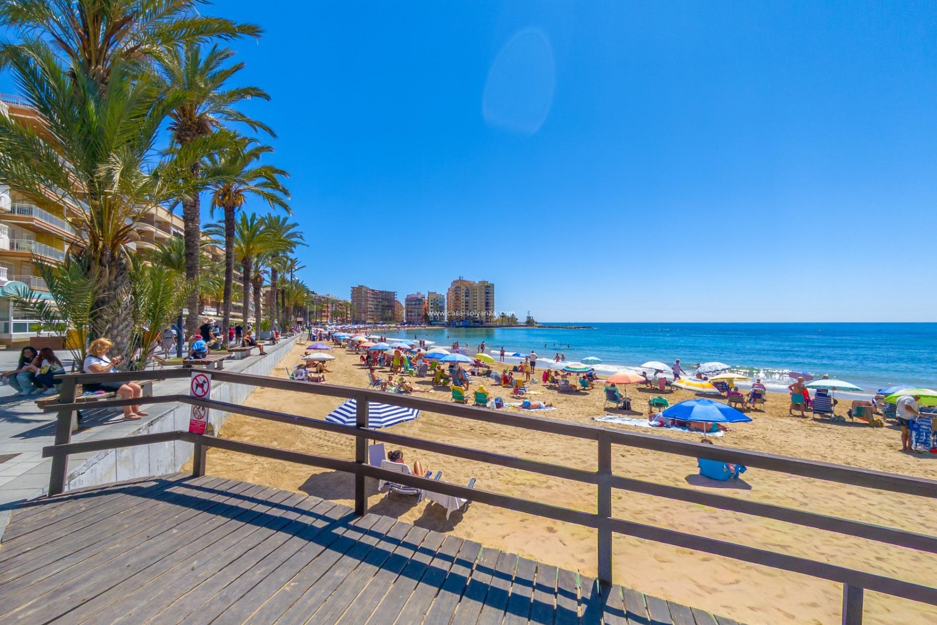 Resale - Apartment / flat - Torrevieja - Playa del Cura