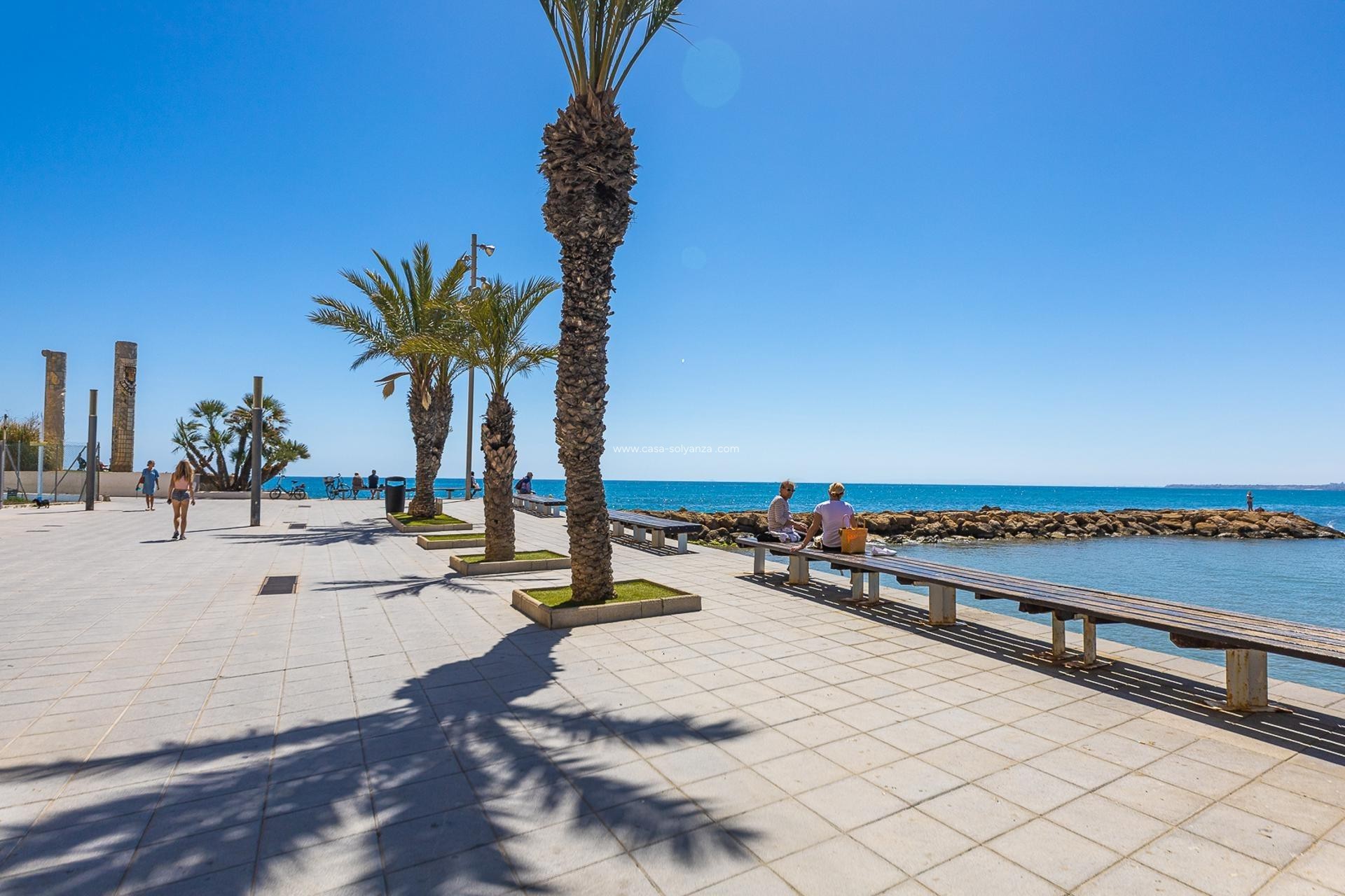 Resale - Apartment / flat - Torrevieja - Playa del Cura