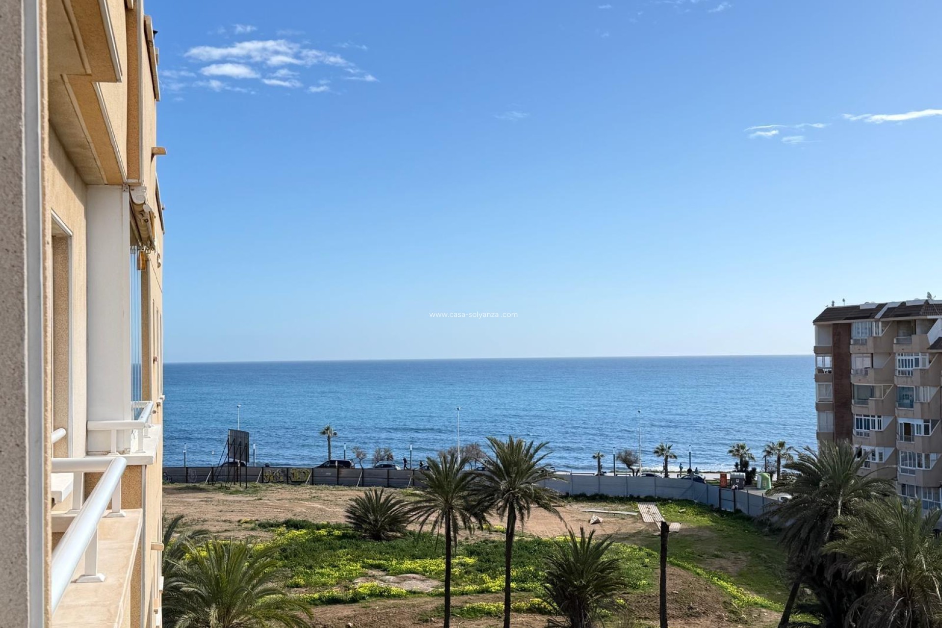 Resale - Apartment / flat - Torrevieja - Playa del Cura