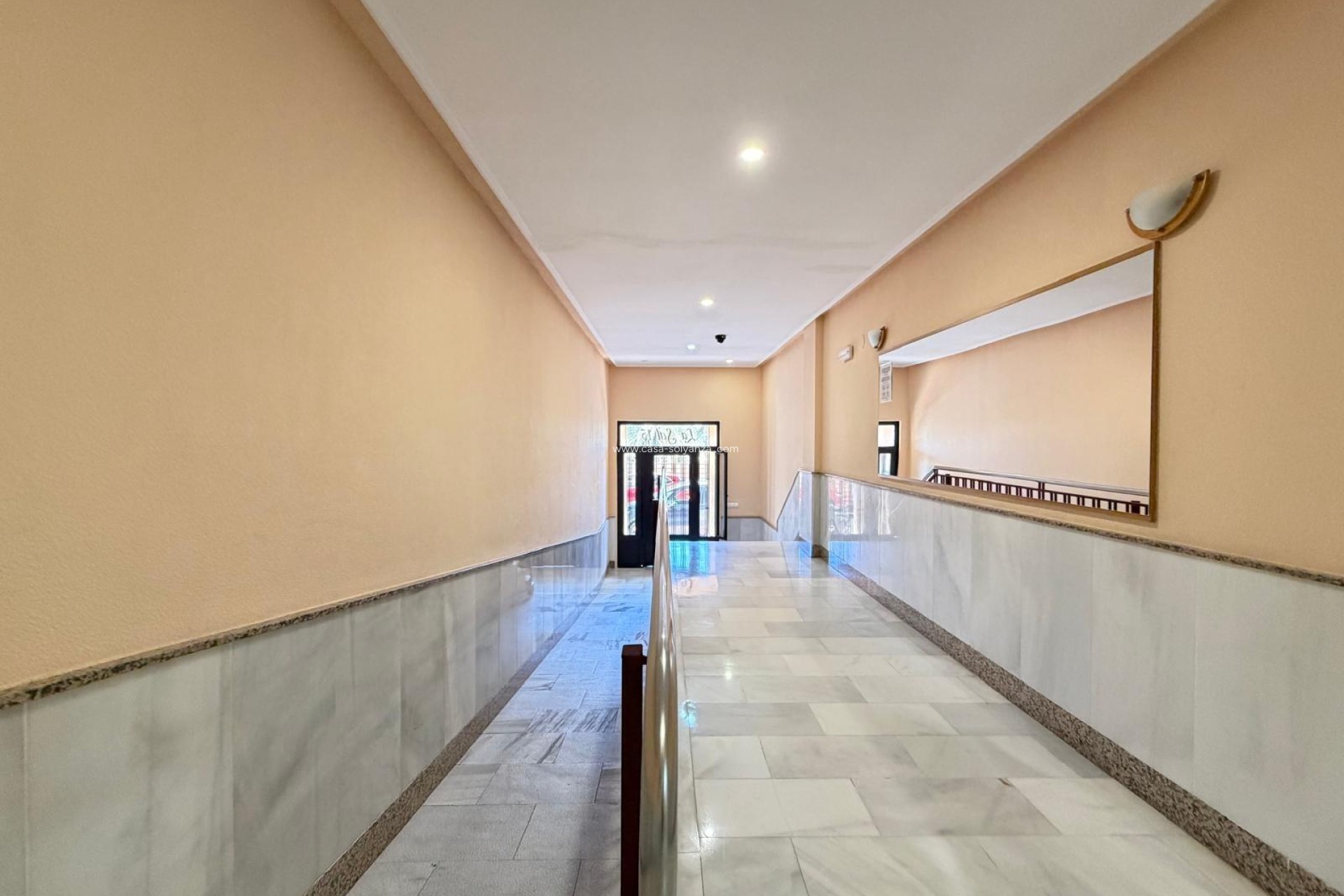 Resale - Apartment / flat - Torrevieja - Playa del Cura