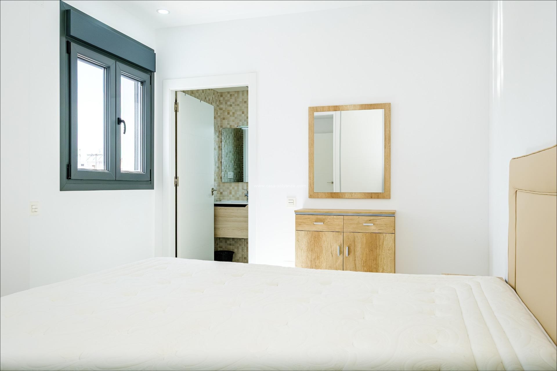 Resale - Apartment / flat - Torrevieja - Playa del Cura