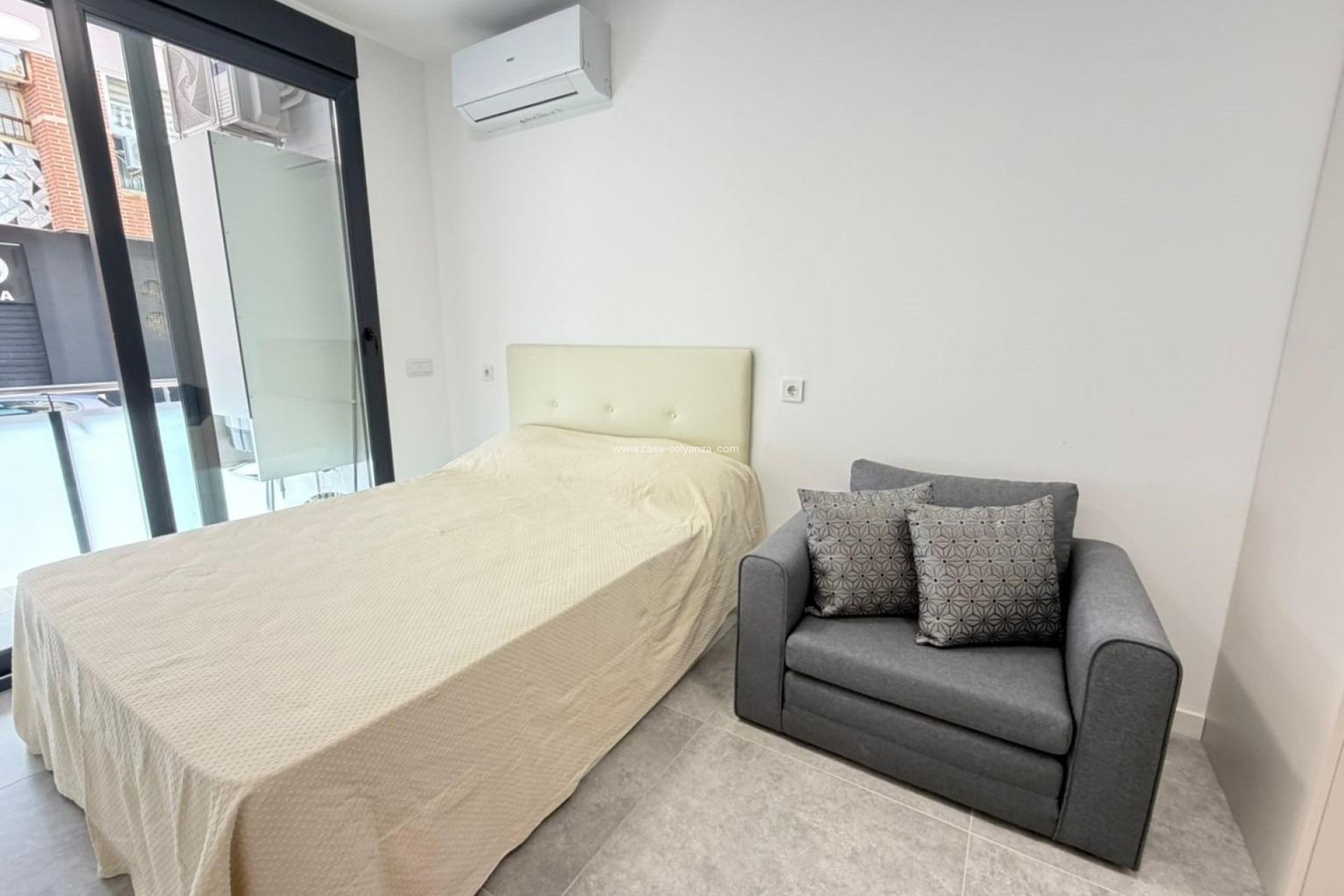 Resale - Apartment / flat - Torrevieja - Playa del Cura