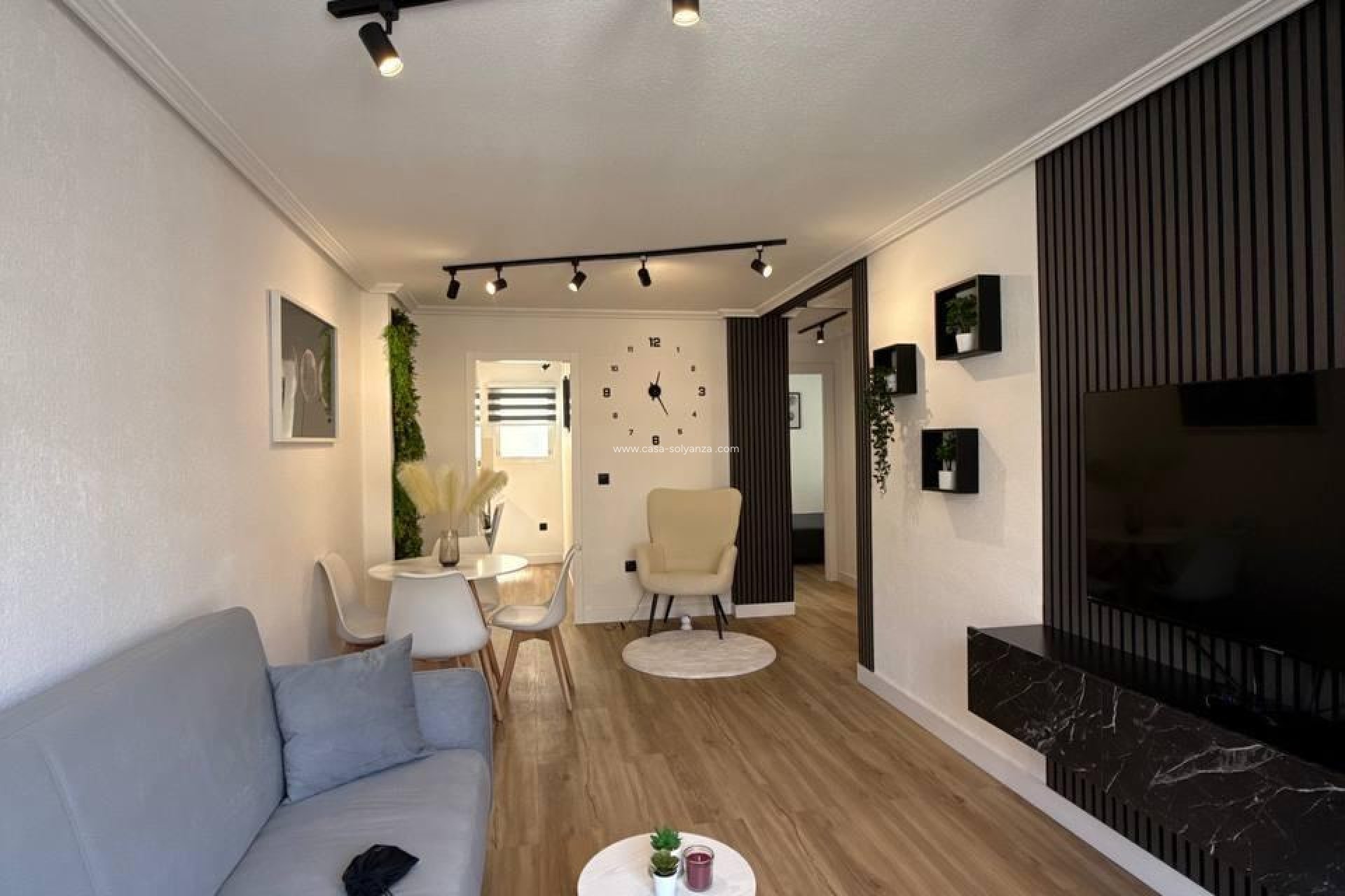 Resale - Apartment / flat - Torrevieja - Playa del Cura