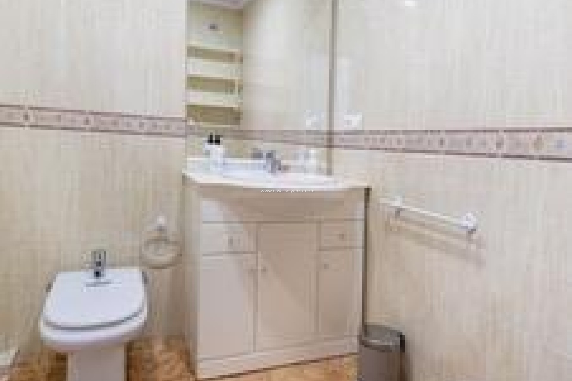 Resale - Apartment / flat - Torrevieja - Playa del Cura