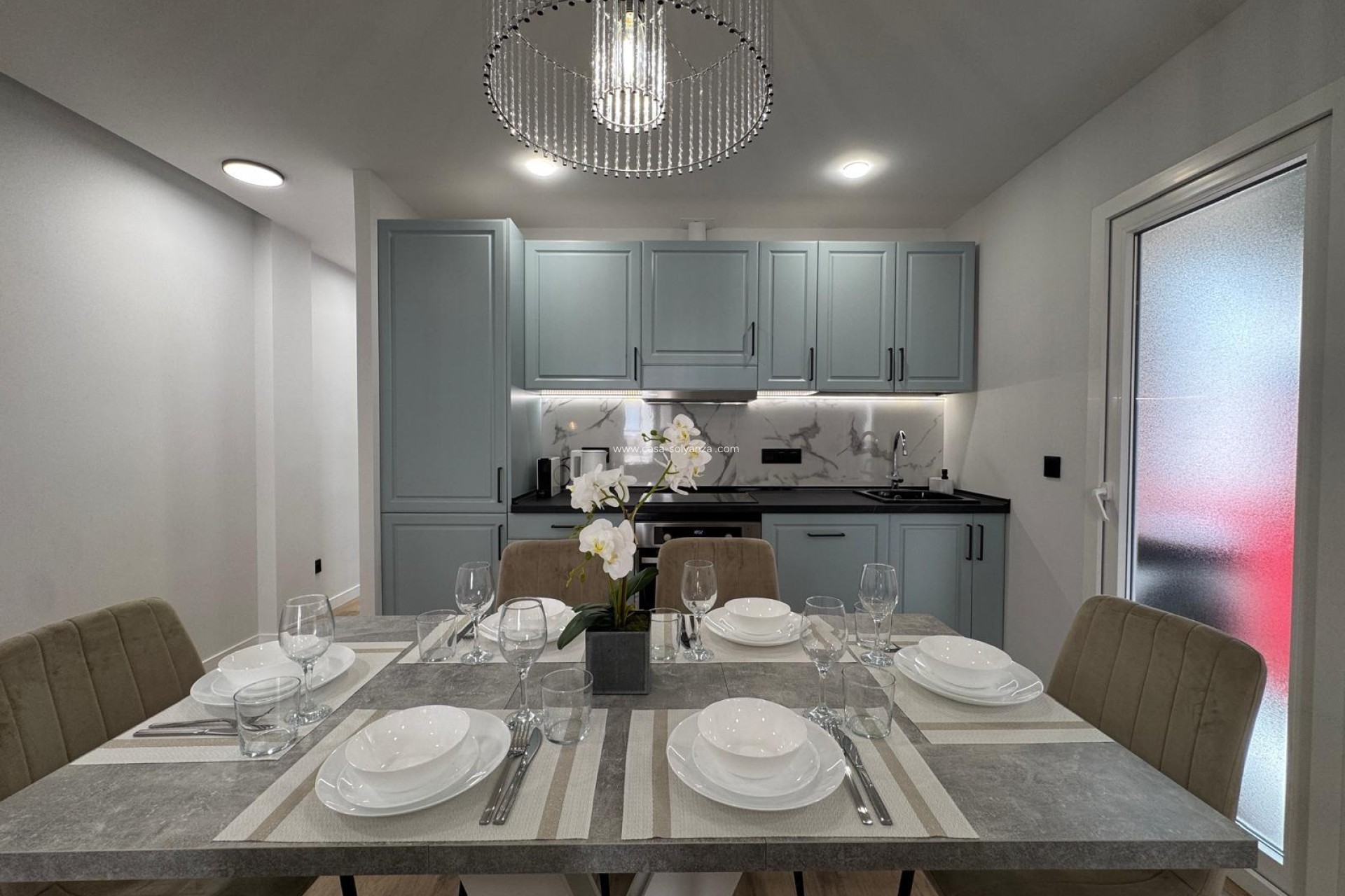 Resale - Apartment / flat - Torrevieja - Playa del Cura