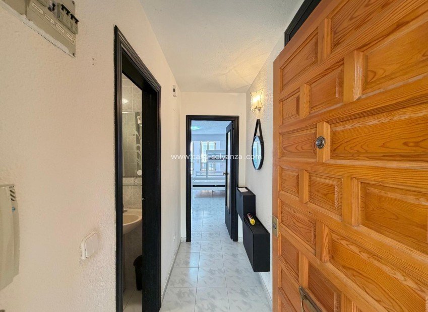 Resale - Apartment / flat - Torrevieja - Playa del Cura
