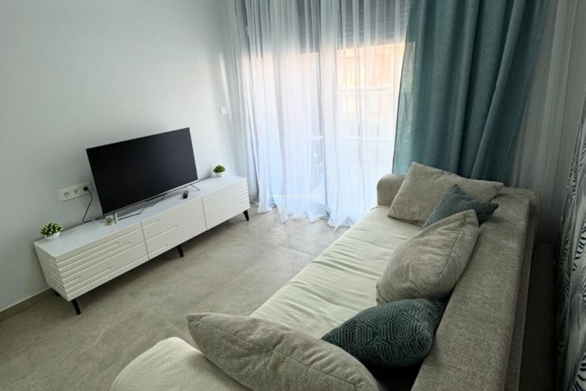 Resale - Apartment / flat - Torrevieja - Playa del Cura