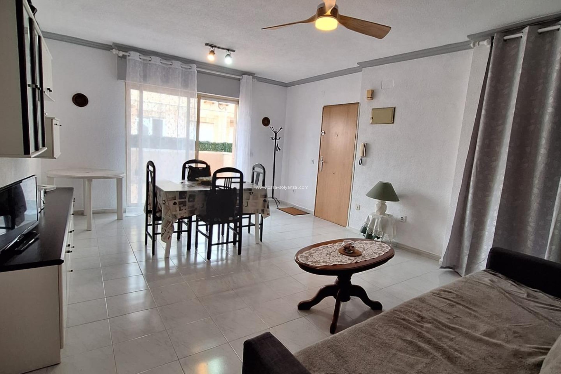 Resale - Apartment / flat - Torrevieja - Playa del Cura