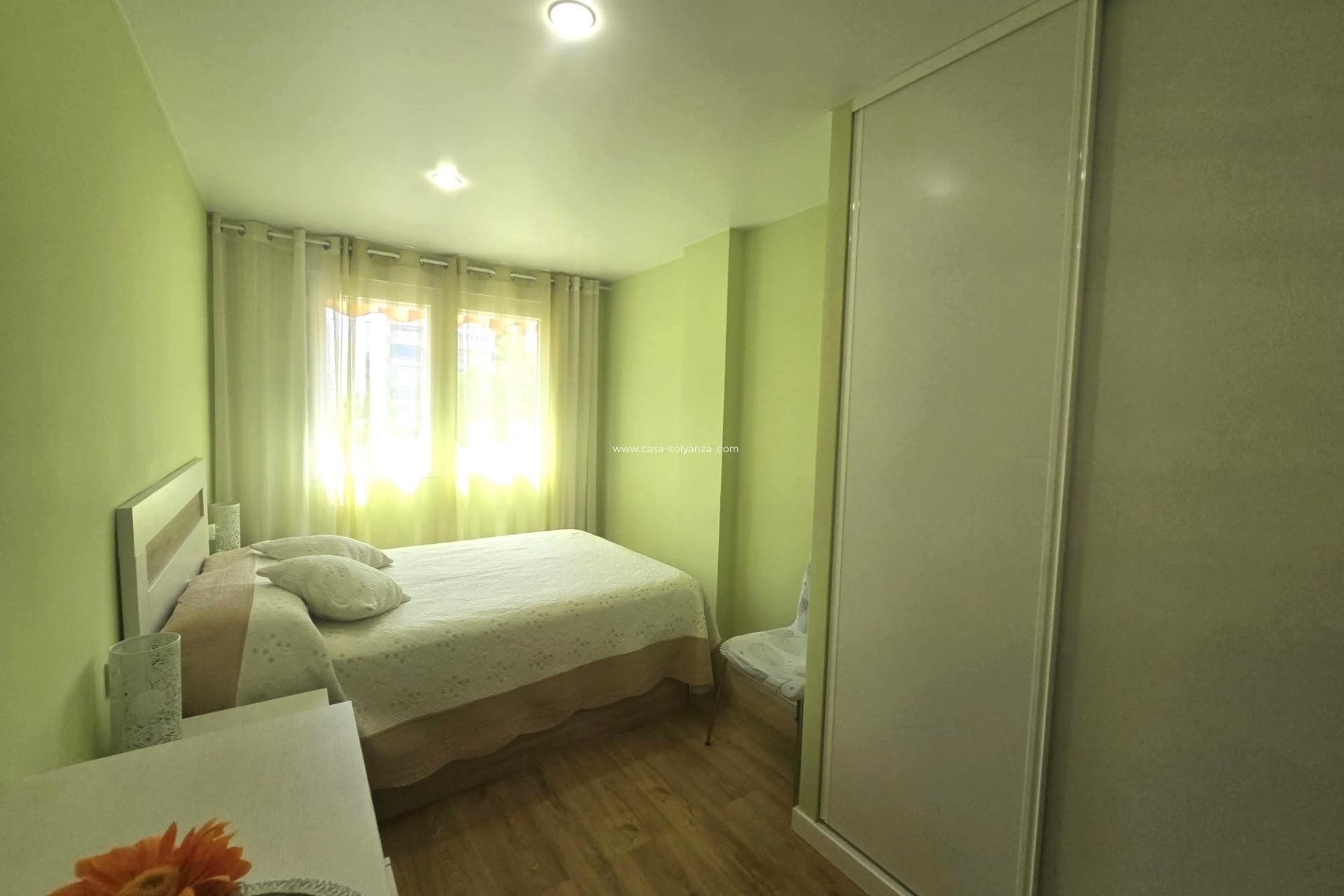 Resale - Apartment / flat - Torrevieja - Playa del Cura