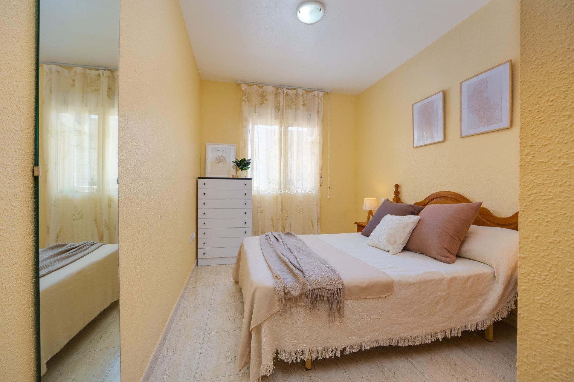 Resale - Apartment / flat - Torrevieja - Playa del Cura