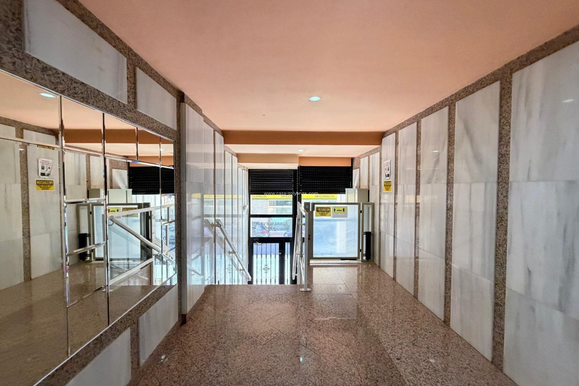 Resale - Apartment / flat - Torrevieja - Playa del Cura