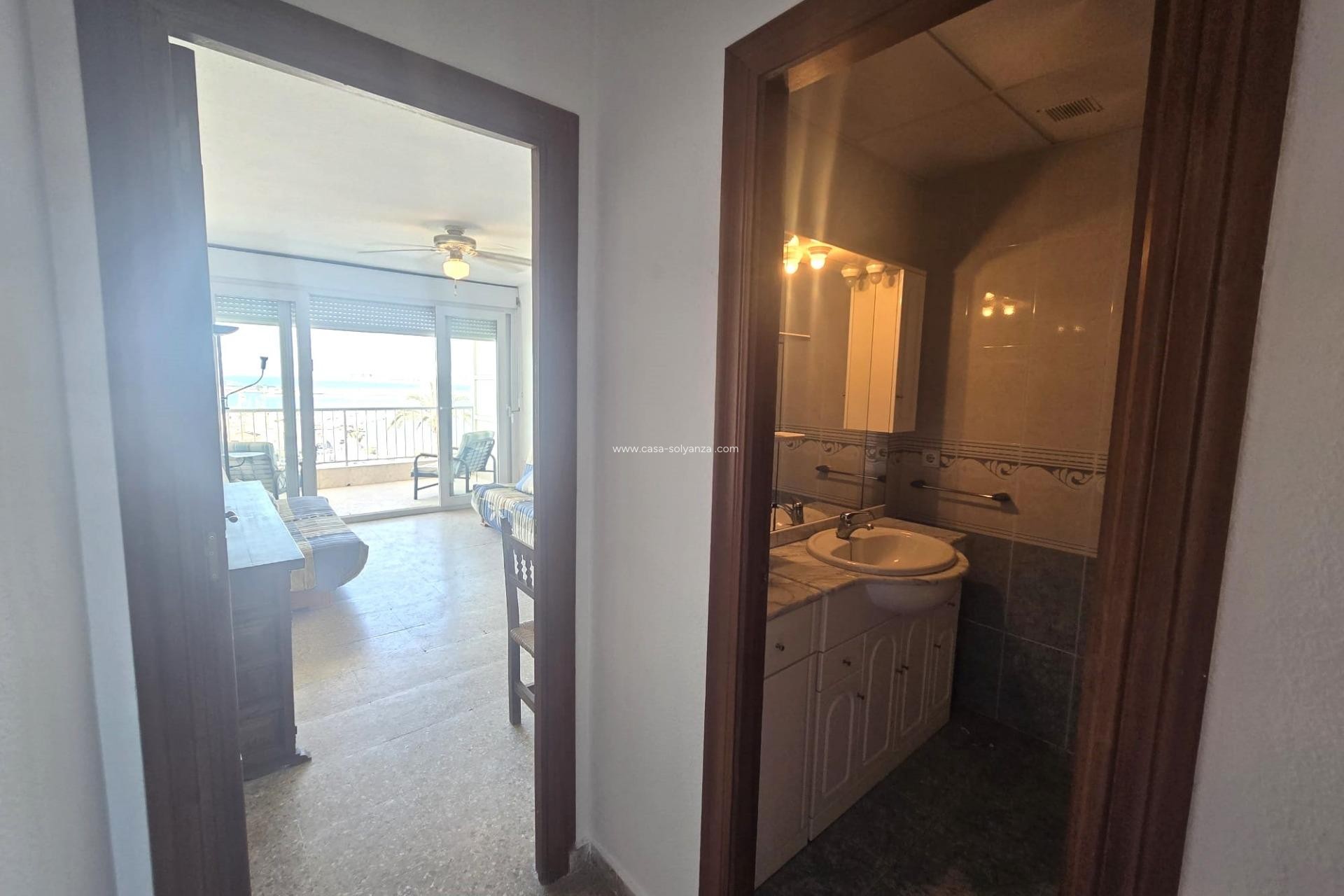 Resale - Apartment / flat - Torrevieja - Puerto Deportivo Marina Salinas