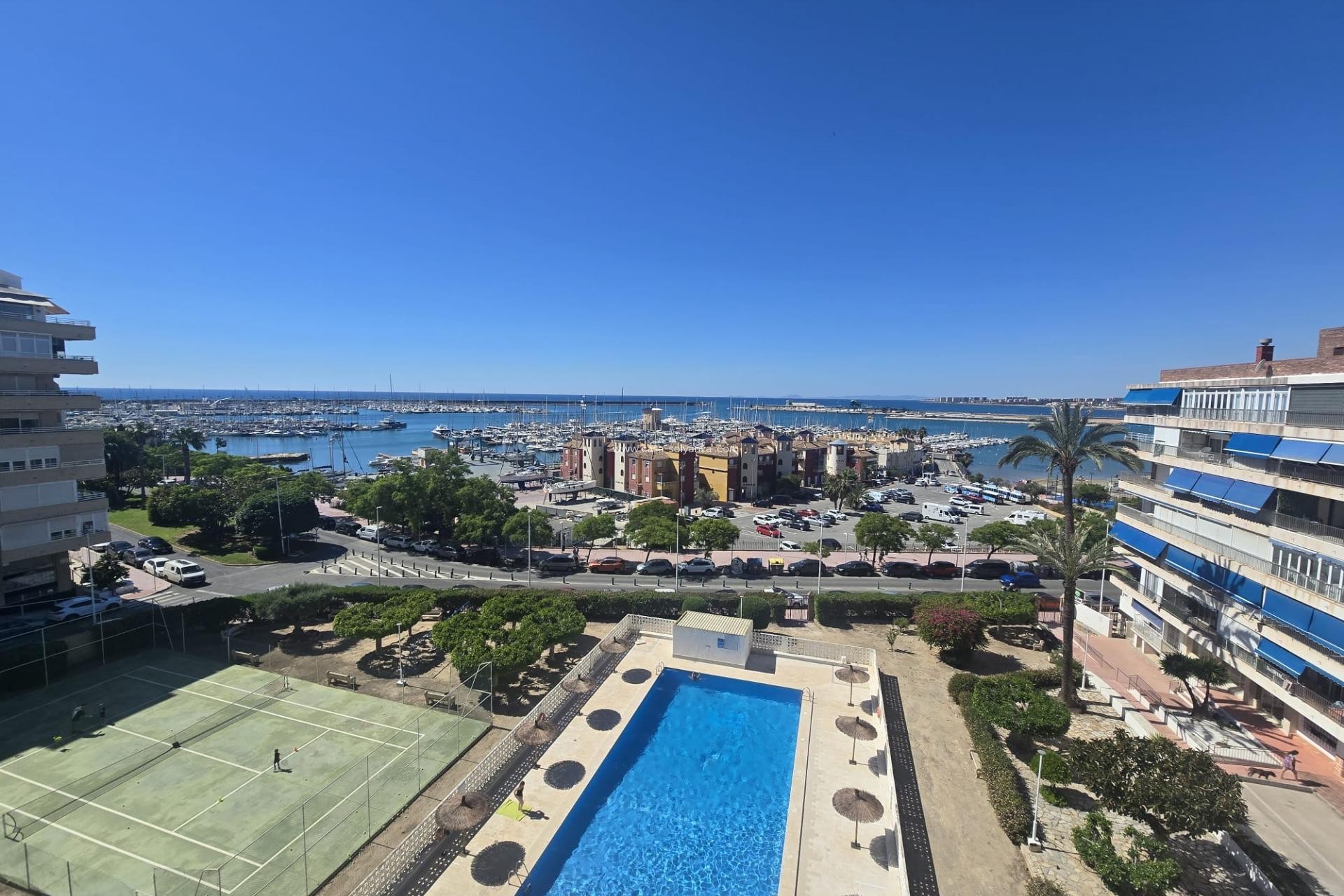 Resale - Apartment / flat - Torrevieja - Puerto Deportivo Marina Salinas