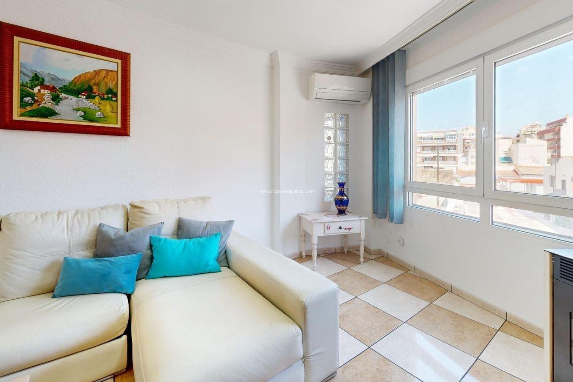 Resale - Apartment / flat - Torrevieja - Puerto Deportivo