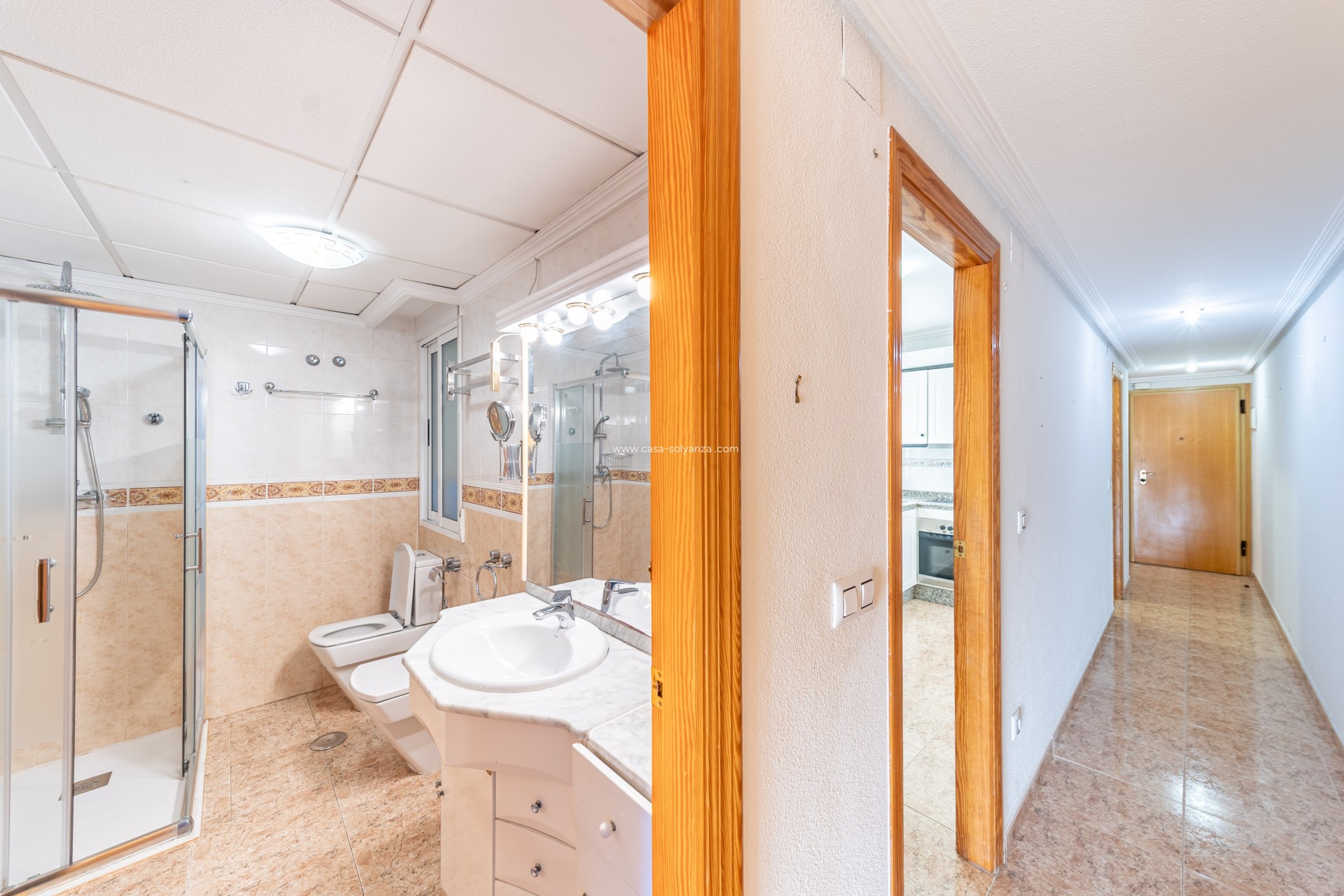 Resale - Apartment / flat - Torrevieja - Puerto