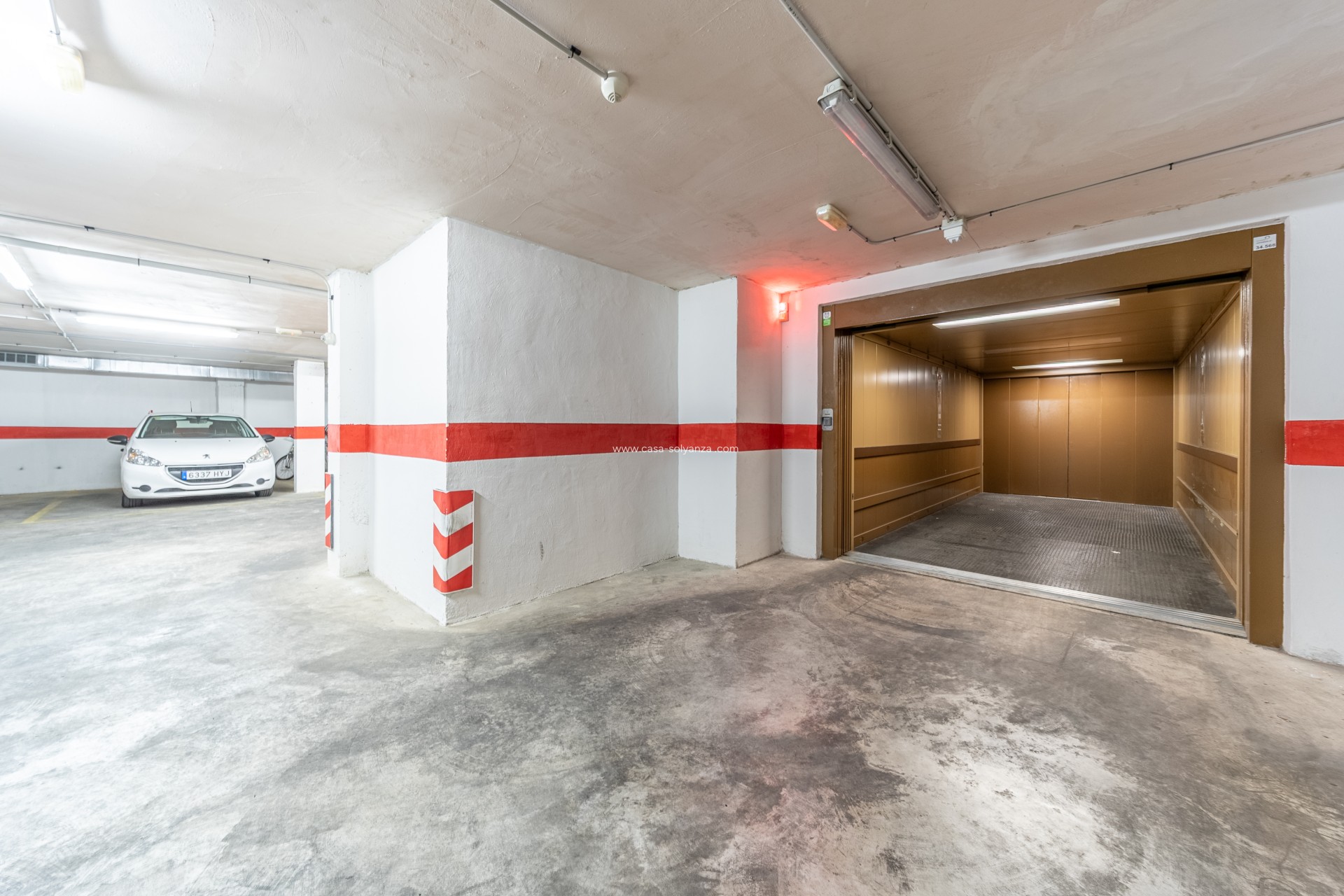 Resale - Apartment / flat - Torrevieja - Puerto