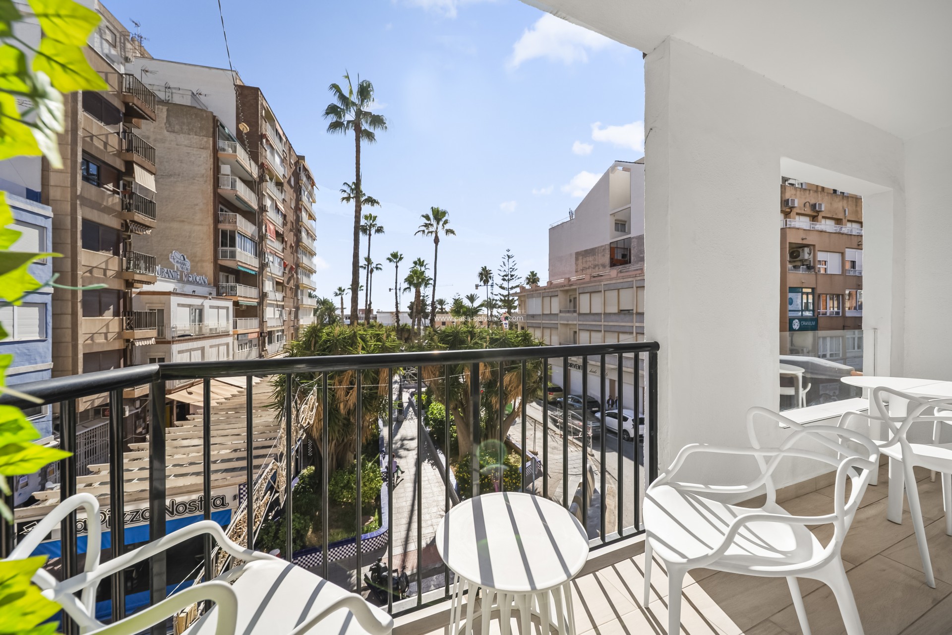 Resale - Apartment / flat - Torrevieja - Puerto
