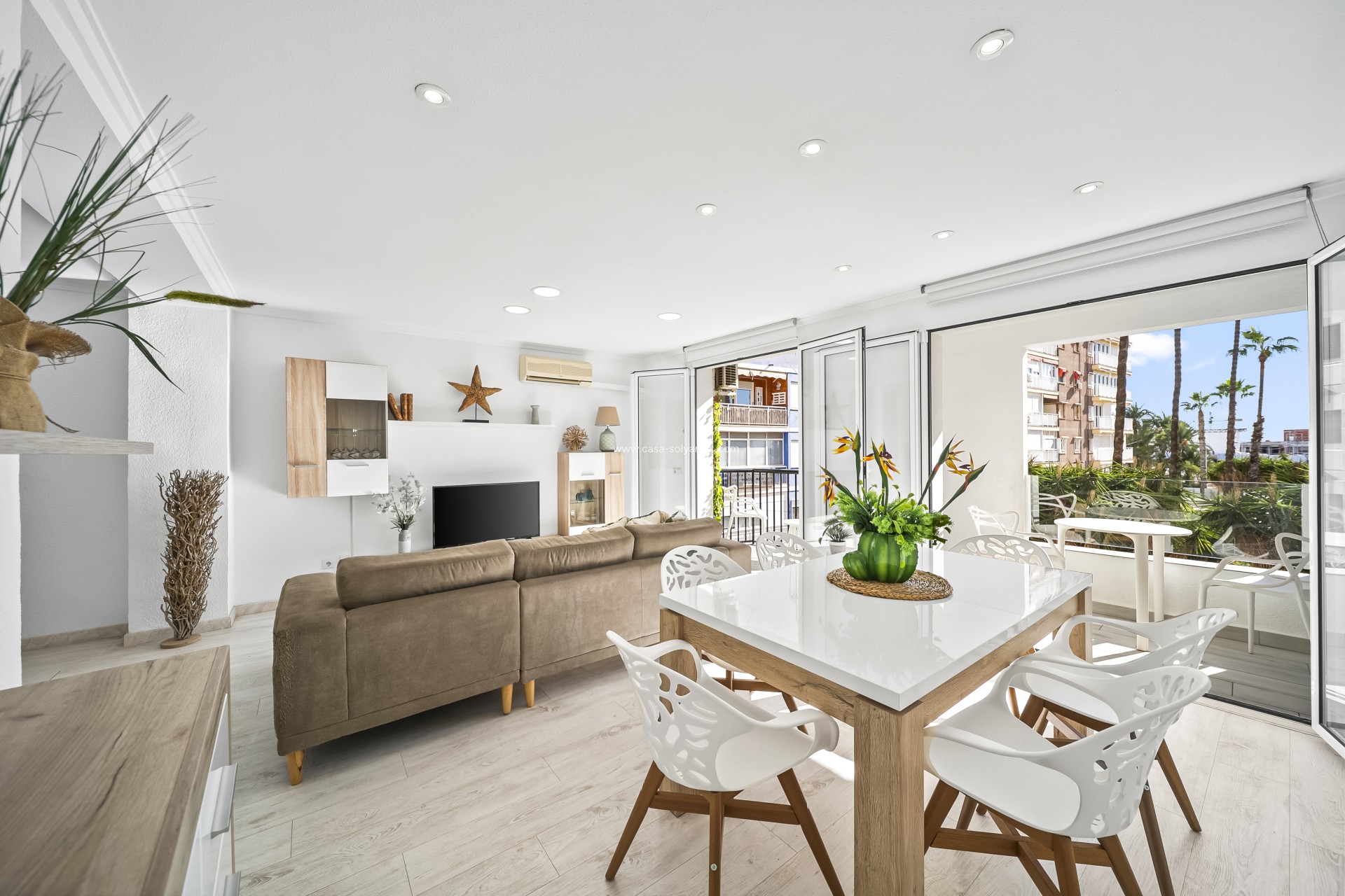 Resale - Apartment / flat - Torrevieja - Puerto