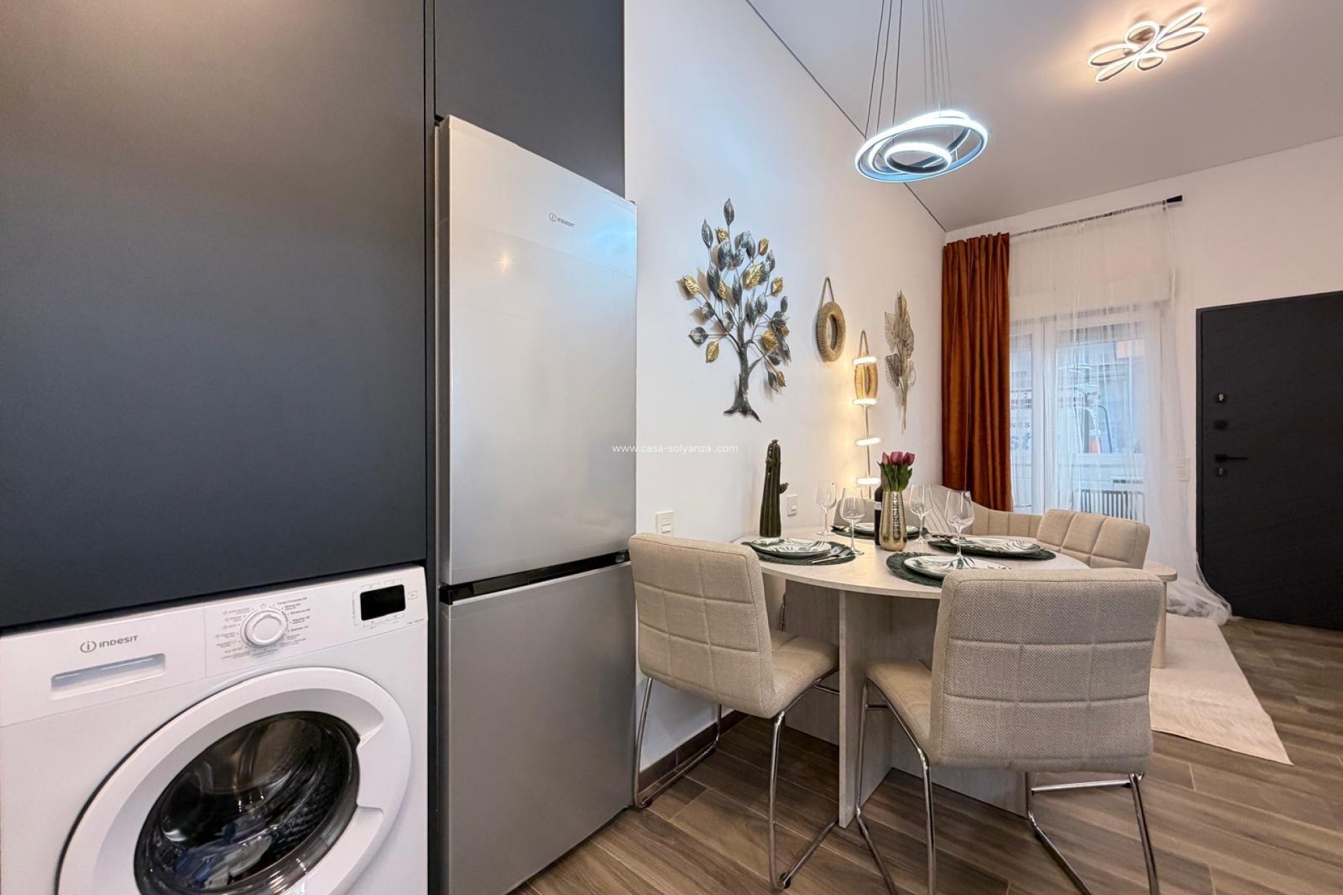 Resale - Apartment / flat - Torrevieja - Puerto