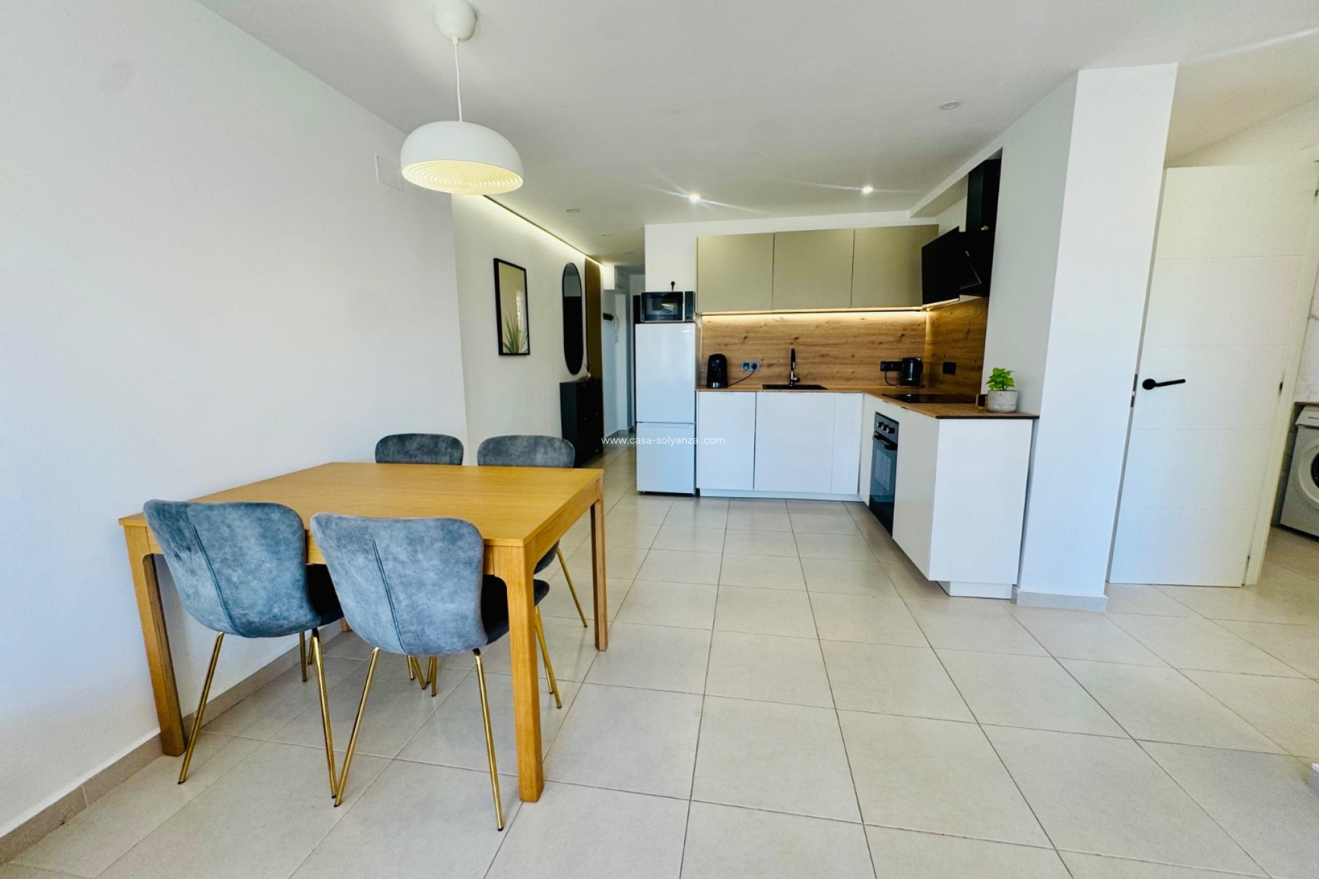 Resale - Apartment / flat - Torrevieja - Puerto