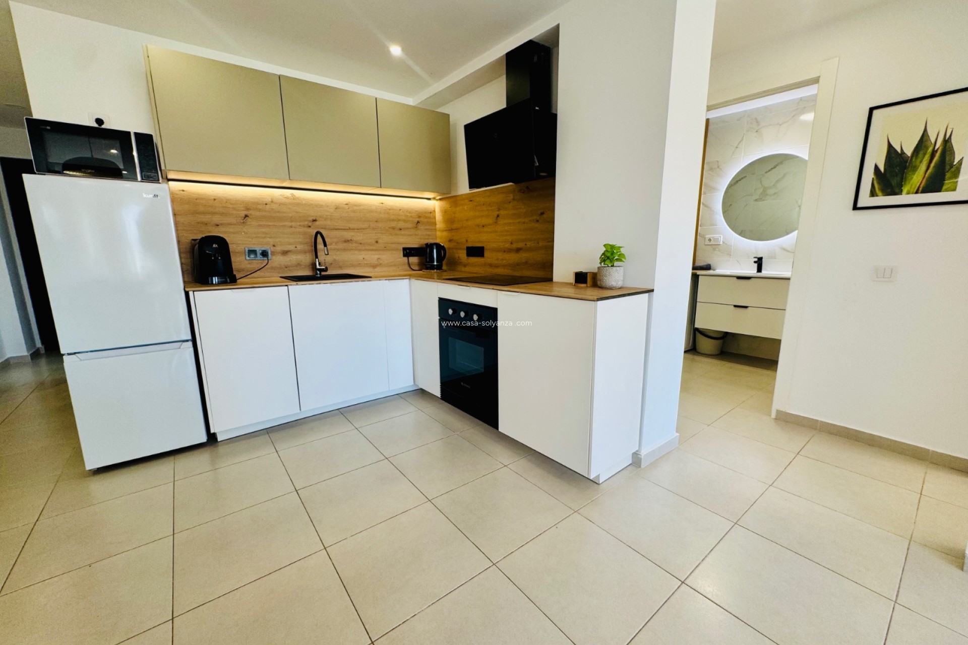 Resale - Apartment / flat - Torrevieja - Puerto