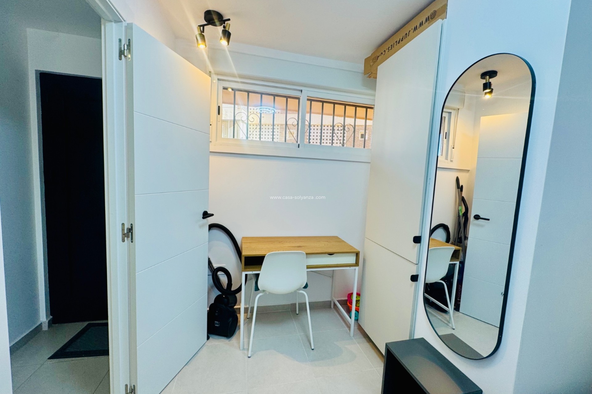 Resale - Apartment / flat - Torrevieja - Puerto