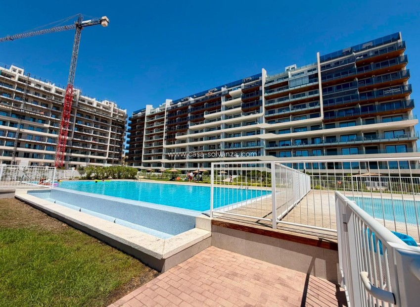 Resale - Apartment / flat - Torrevieja - Punta Prima