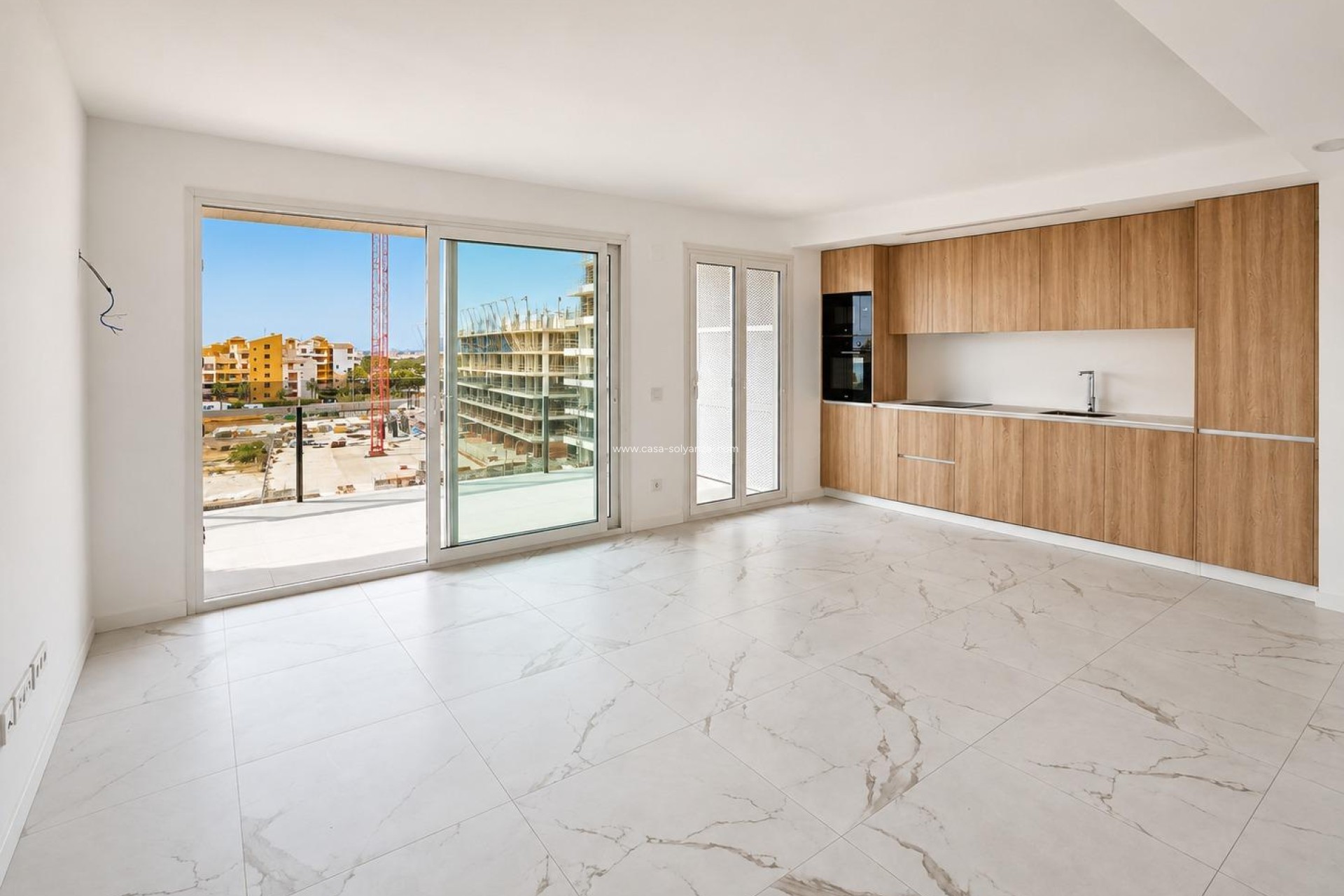 Resale - Apartment / flat - Torrevieja - Punta Prima