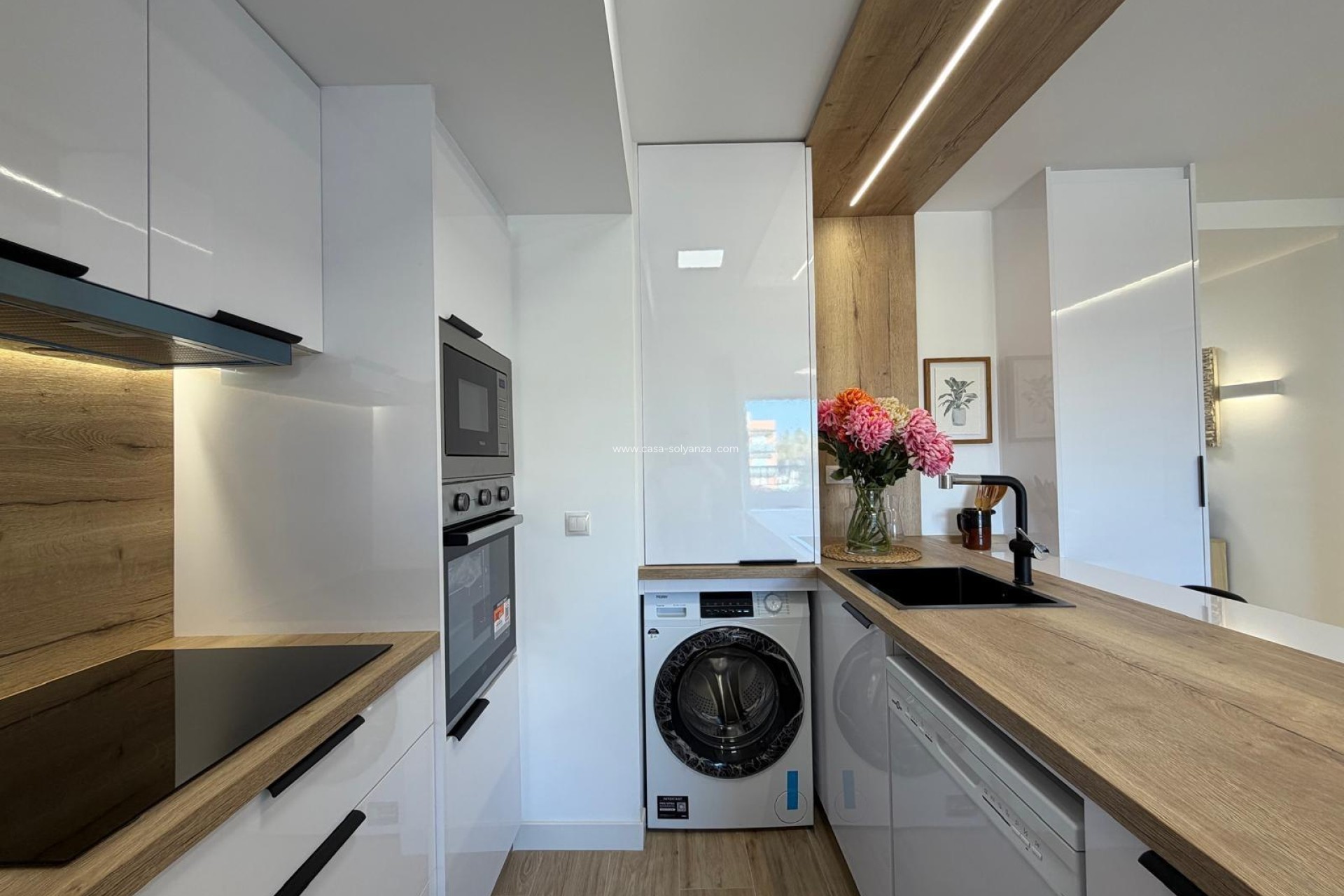 Resale - Apartment / flat - Torrevieja - Punta Prima