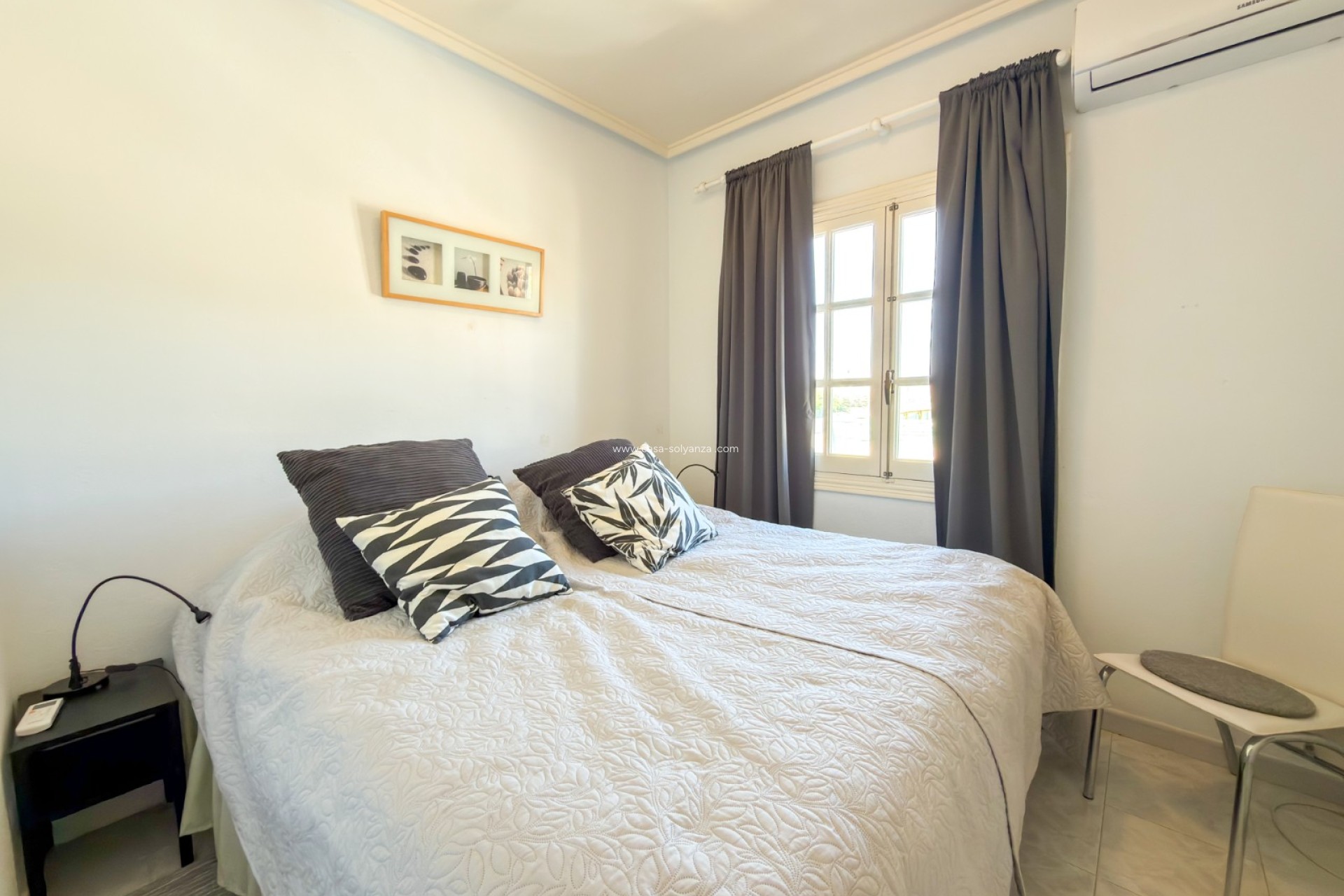 Resale - Apartment / flat - Torrevieja - Punta Prima