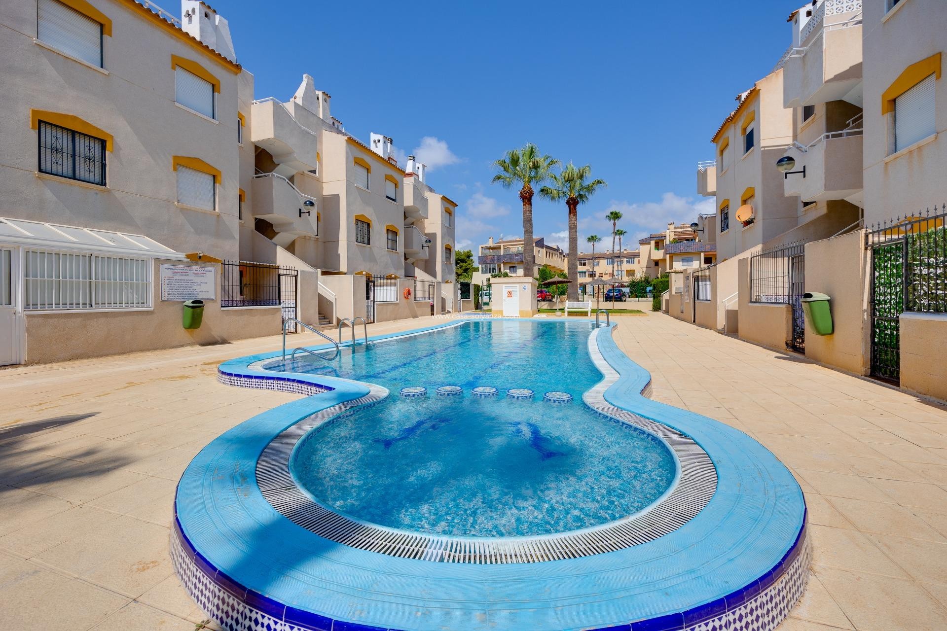Resale - Apartment / flat - Torrevieja - Punta Prima
