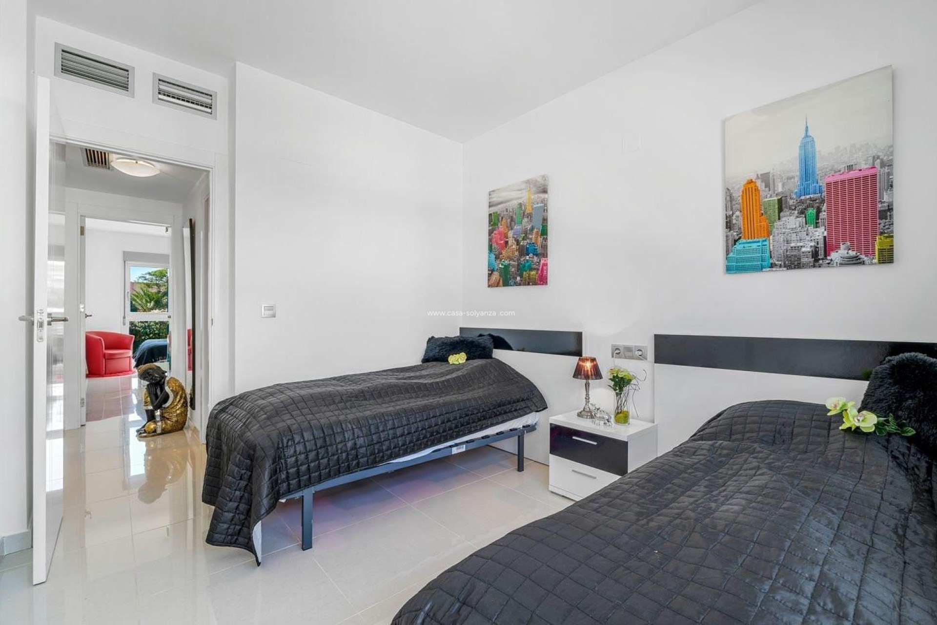 Resale - Apartment / flat - Torrevieja - Punta Prima