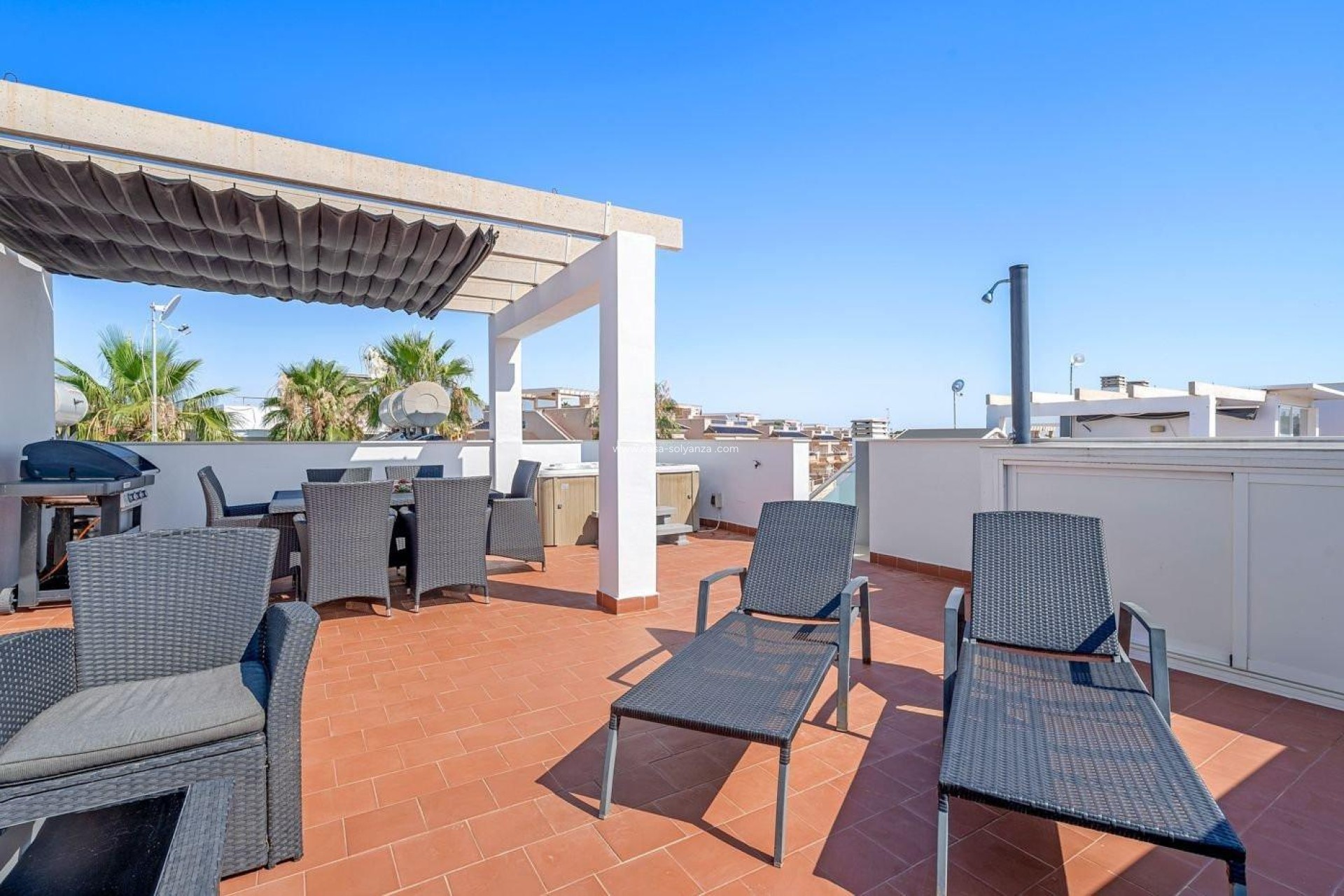 Resale - Apartment / flat - Torrevieja - Punta Prima