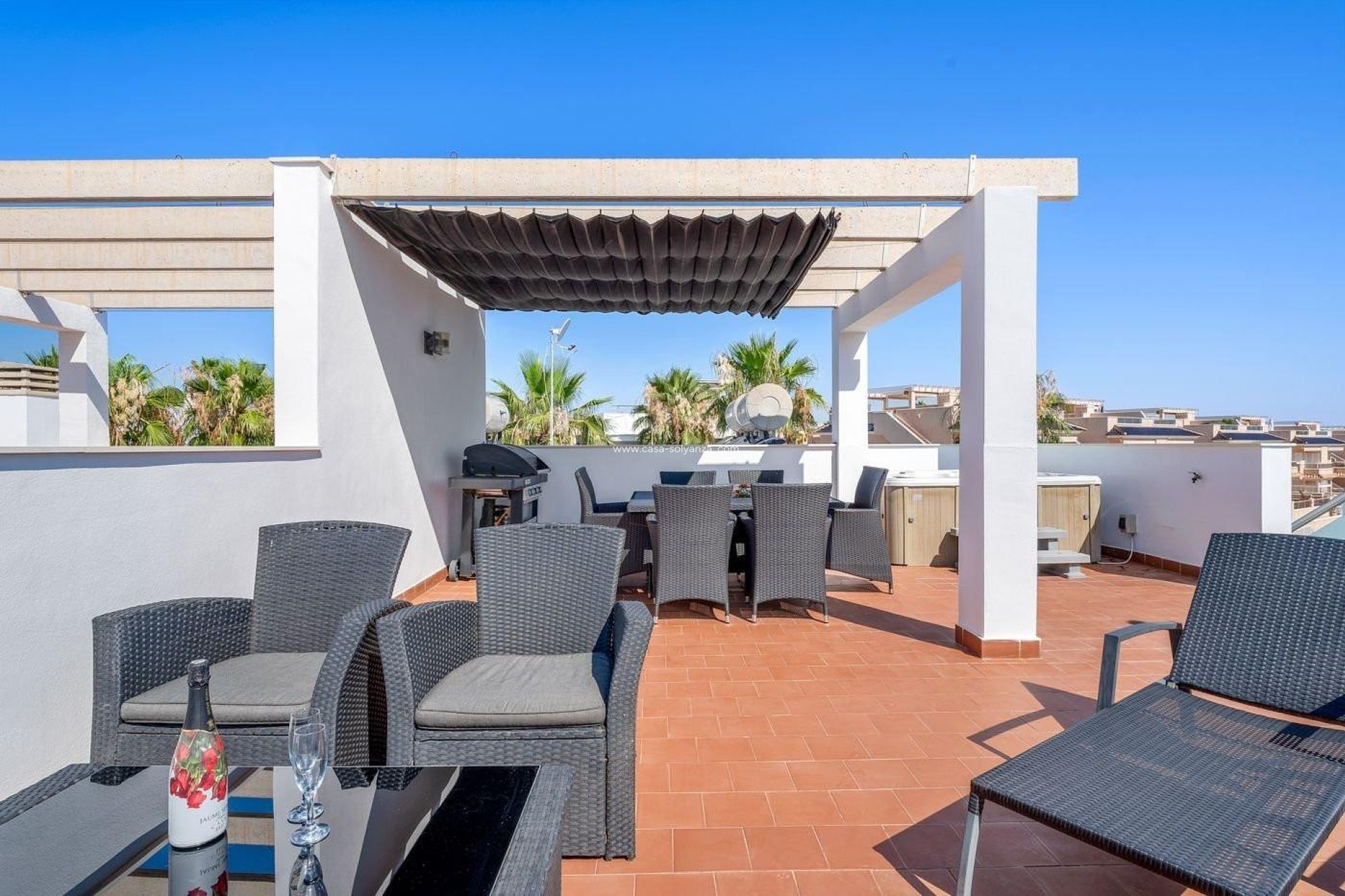 Resale - Apartment / flat - Torrevieja - Punta Prima