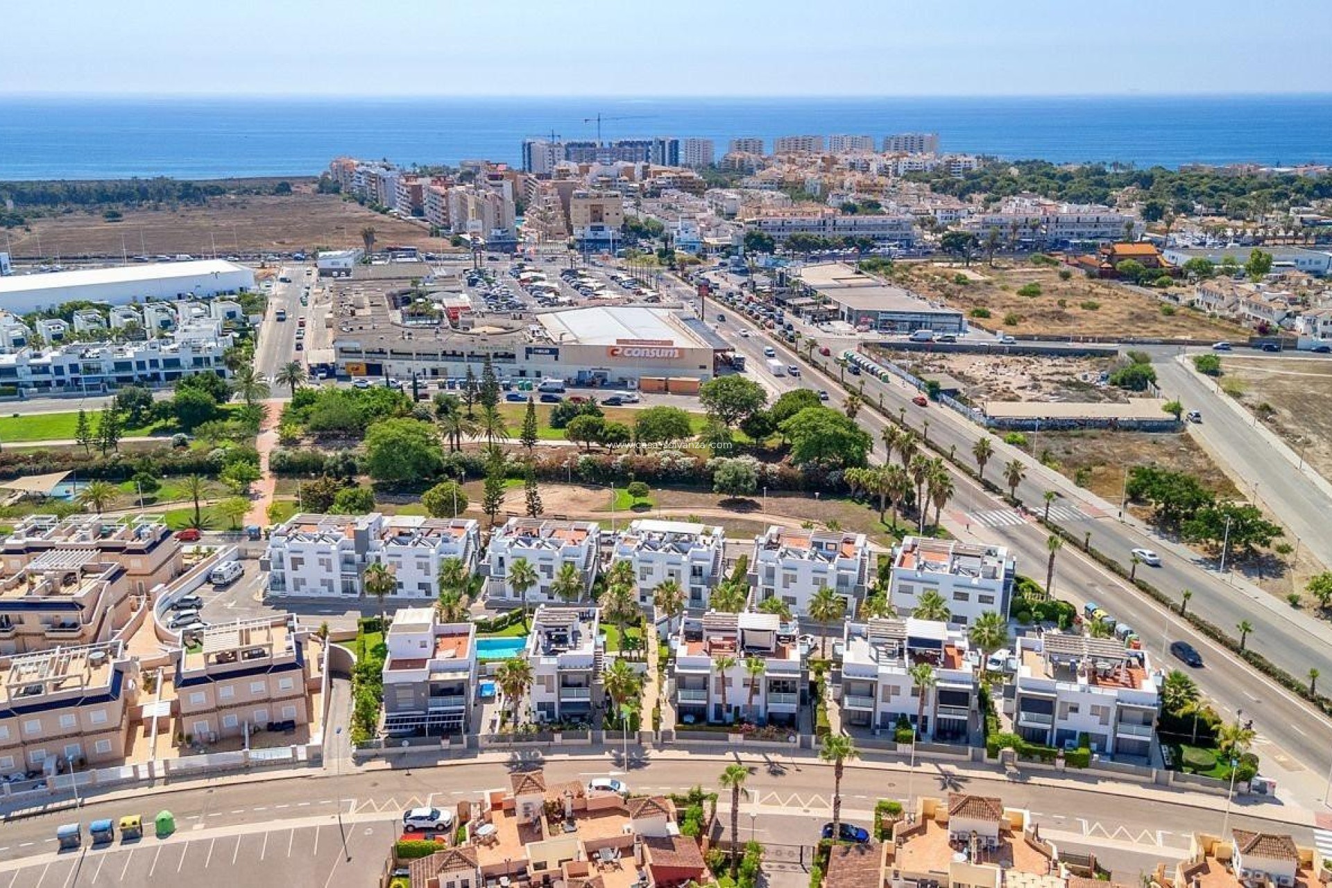 Resale - Apartment / flat - Torrevieja - Punta Prima