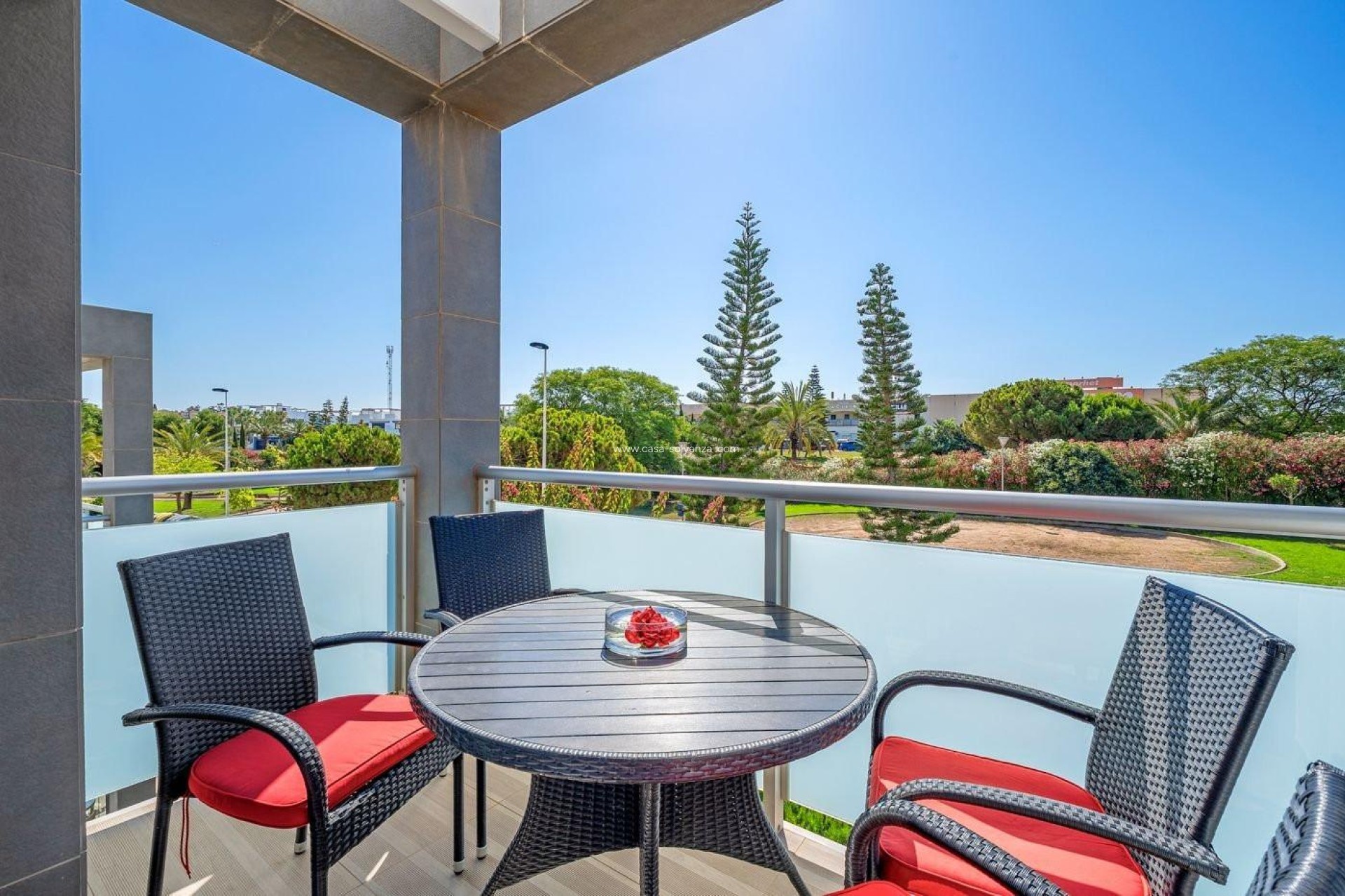 Resale - Apartment / flat - Torrevieja - Punta Prima