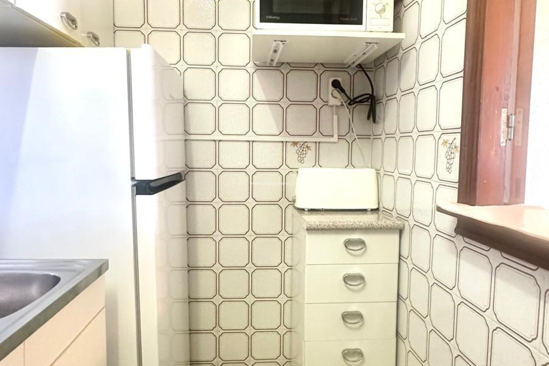 Resale - Apartment / flat - Torrevieja - Punta Prima