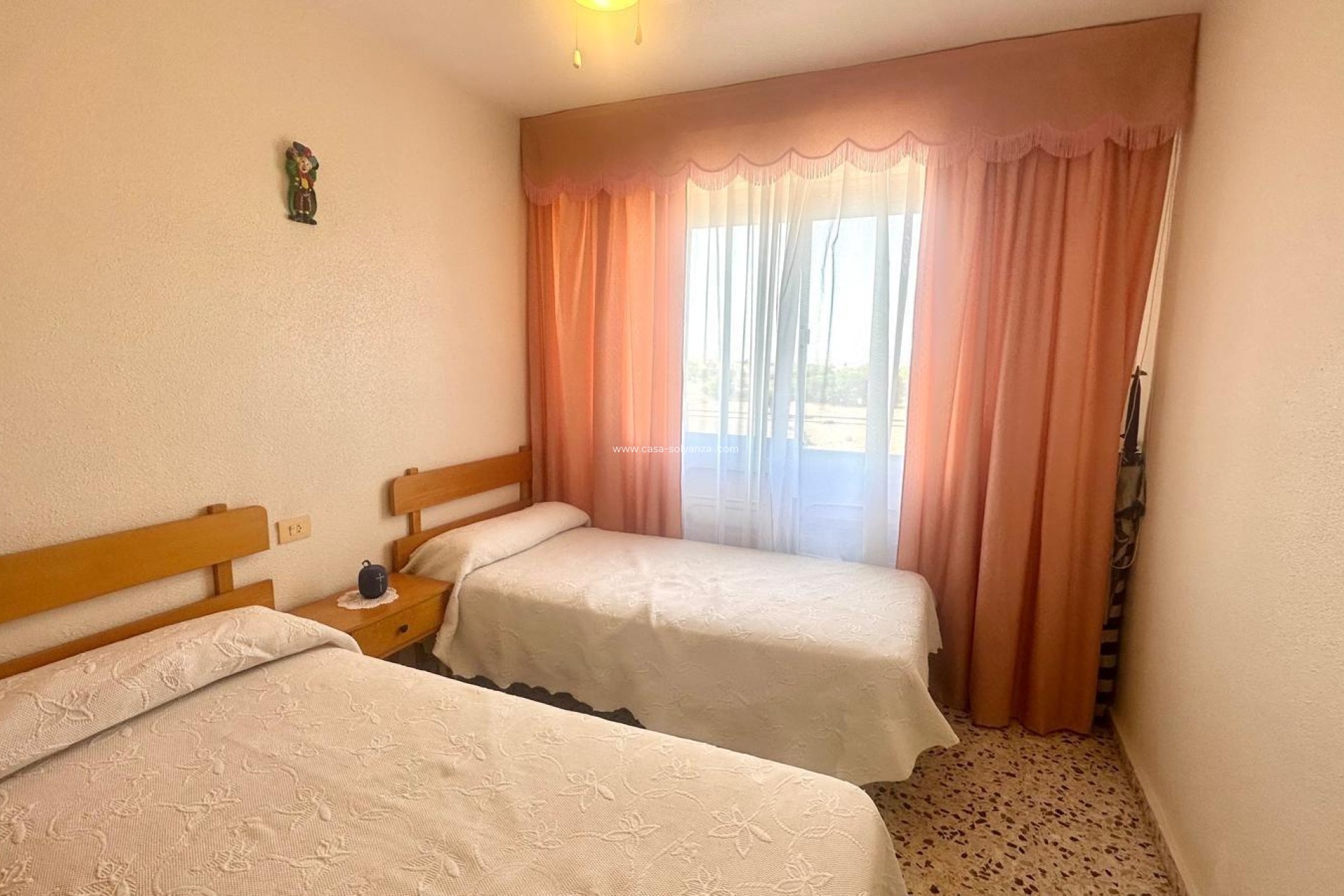Resale - Apartment / flat - Torrevieja - Punta Prima