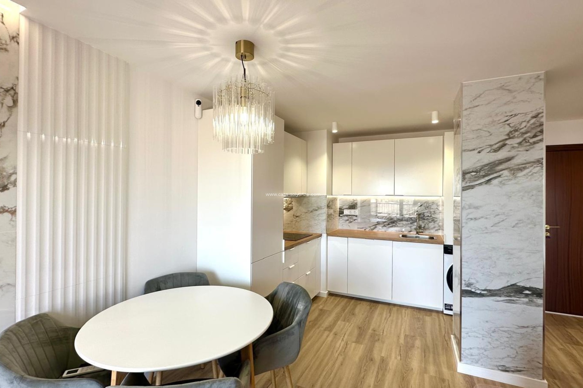 Resale - Apartment / flat - Torrevieja - Punta Prima