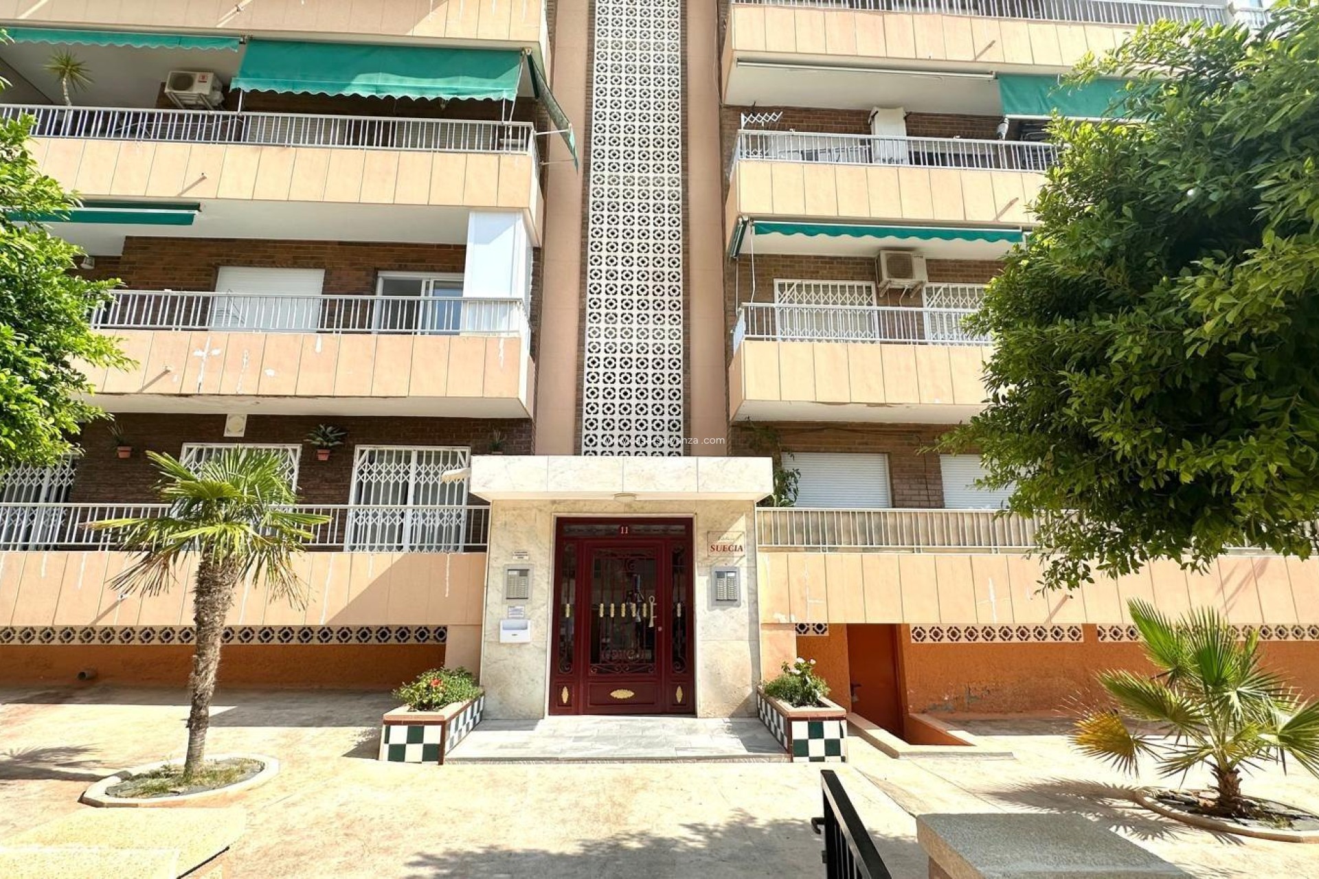 Resale - Apartment / flat - Torrevieja - Punta Prima