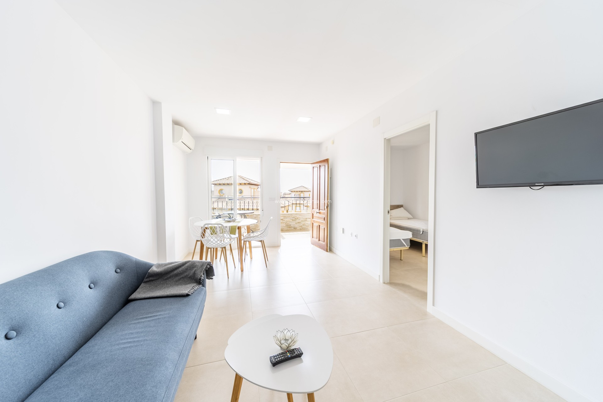 Resale - Apartment / flat - Torrevieja - Punta Prima