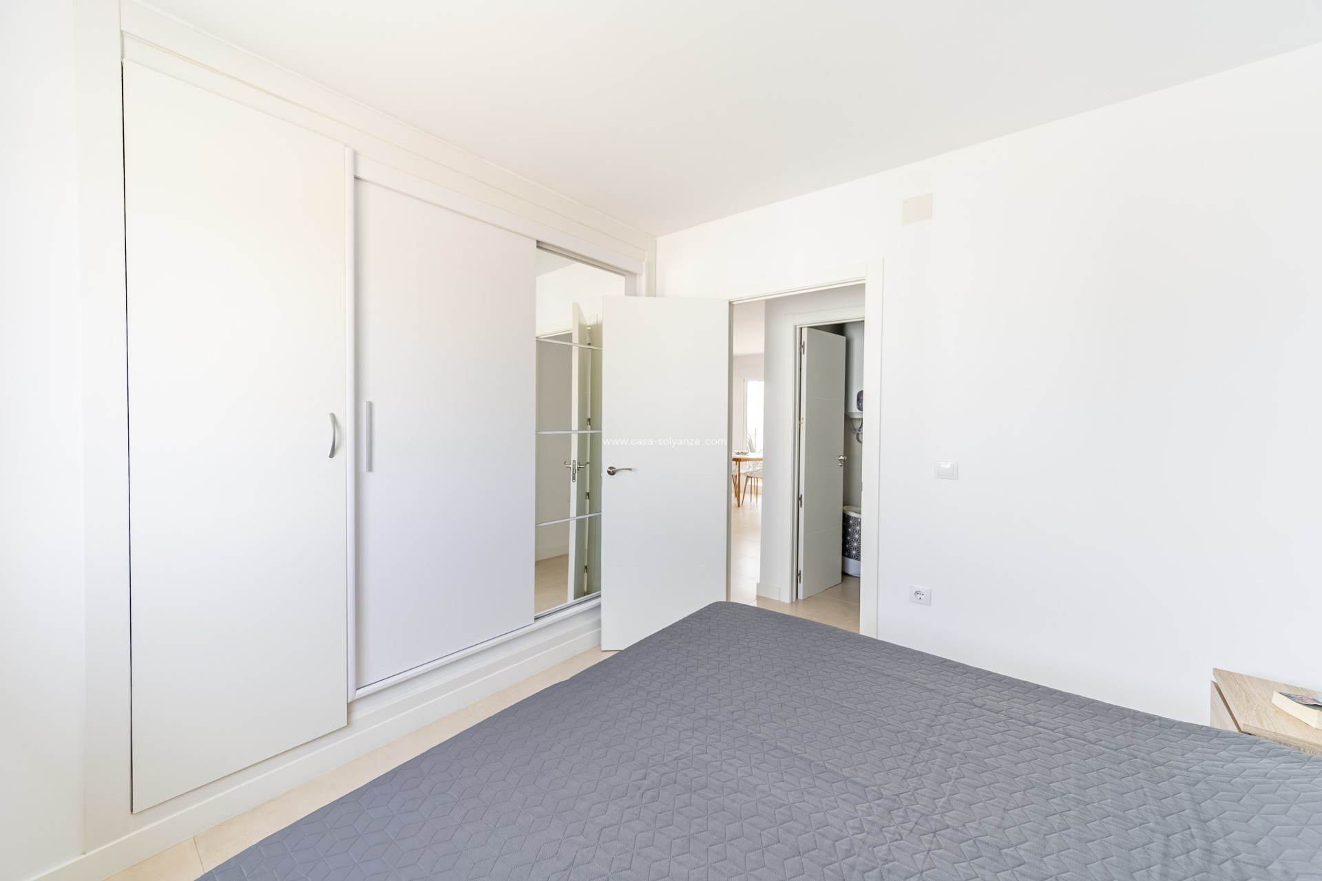 Resale - Apartment / flat - Torrevieja - Punta Prima
